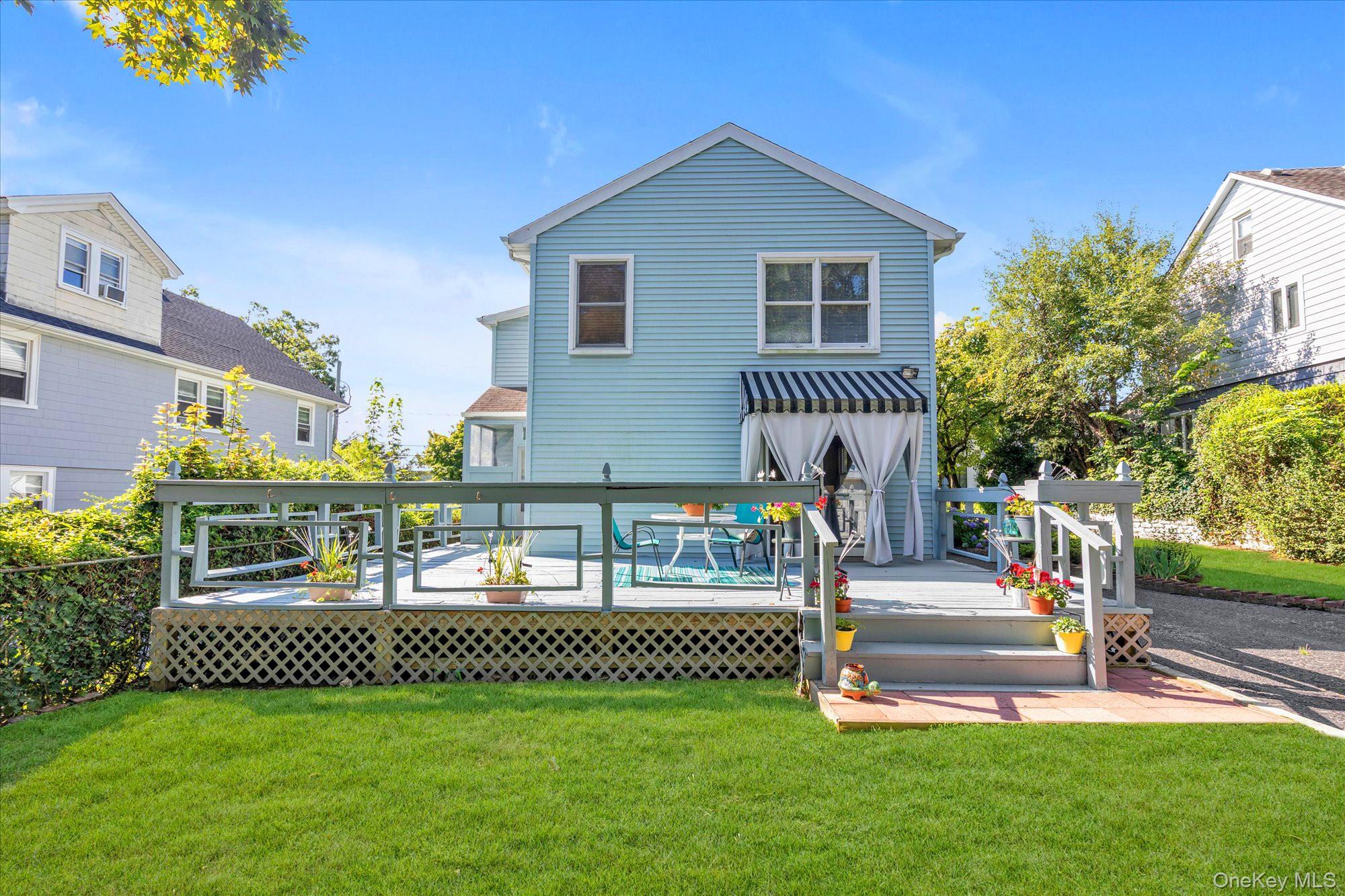 265 Schenck Avenue Property Photo 12