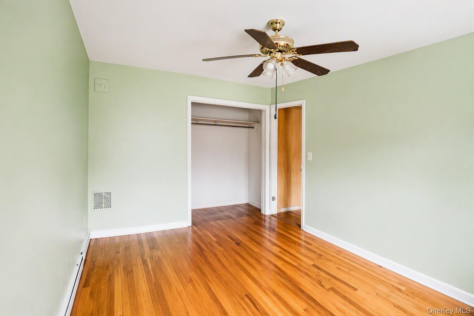 3029 Matthews Avenue Property Photo 7
