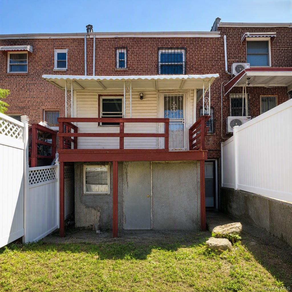 3029 Matthews Avenue Property Photo 9