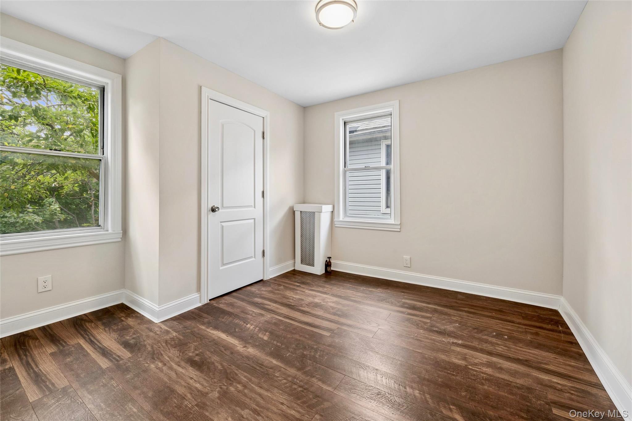 1631 Paulding Avenue Property Photo 24