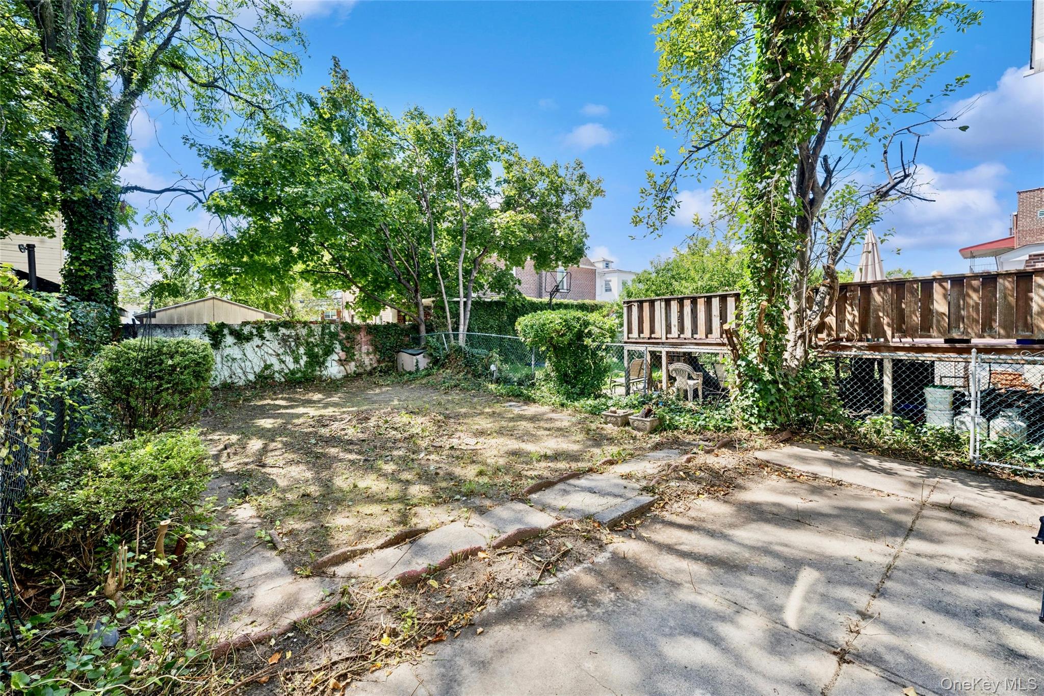 1631 Paulding Avenue Property Photo 29