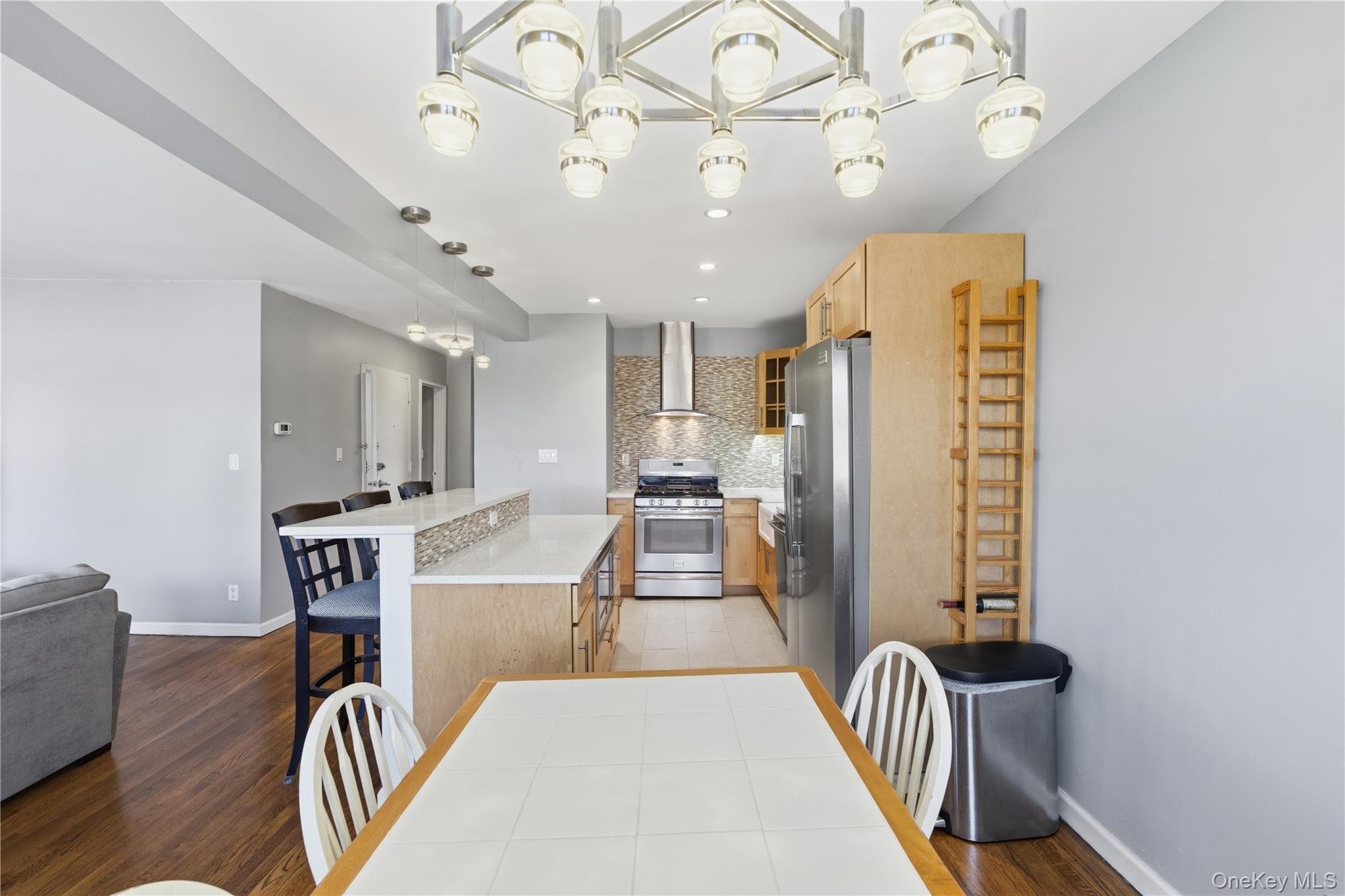 59-17 Kissena Boulevard 3fl Property Photo 5