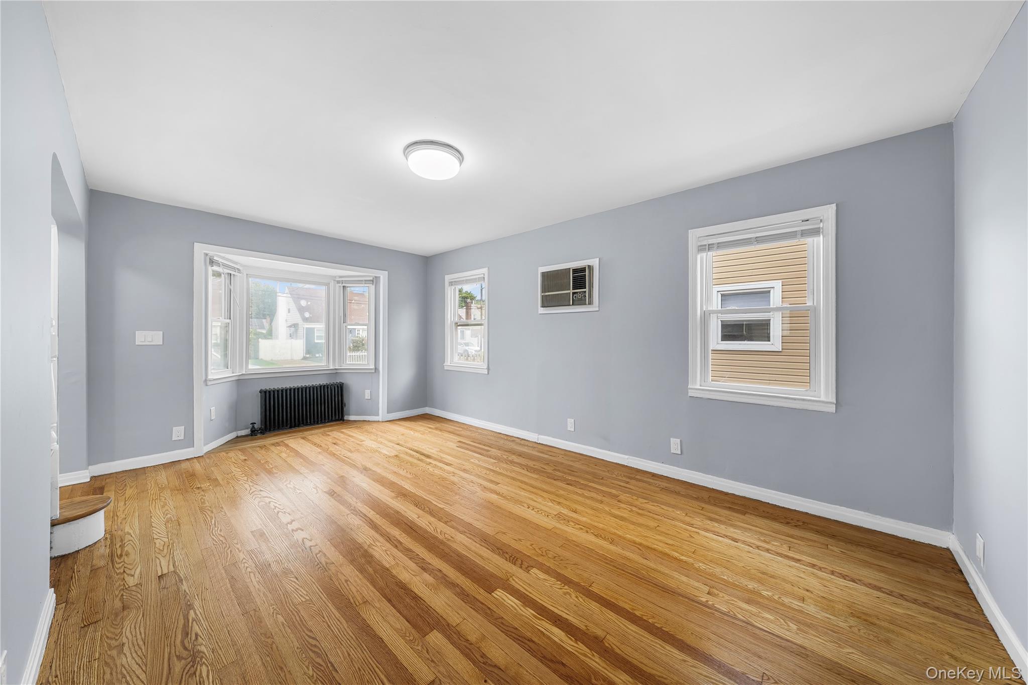 370 Locust Avenue Property Photo 5
