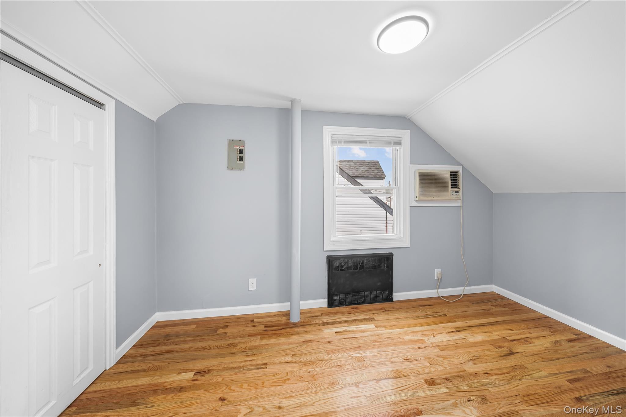 370 Locust Avenue Property Photo 15