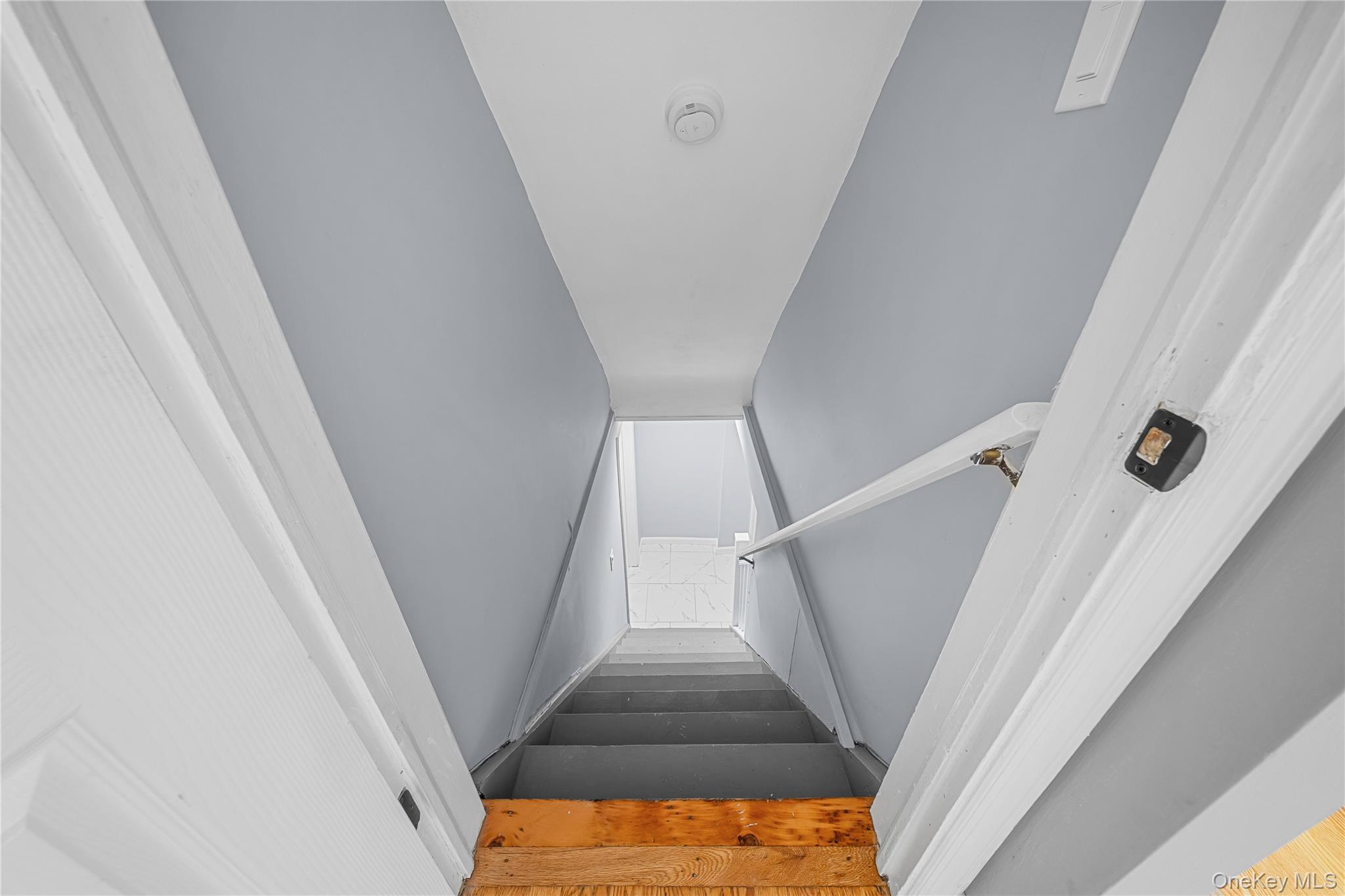 370 Locust Avenue Property Photo 16