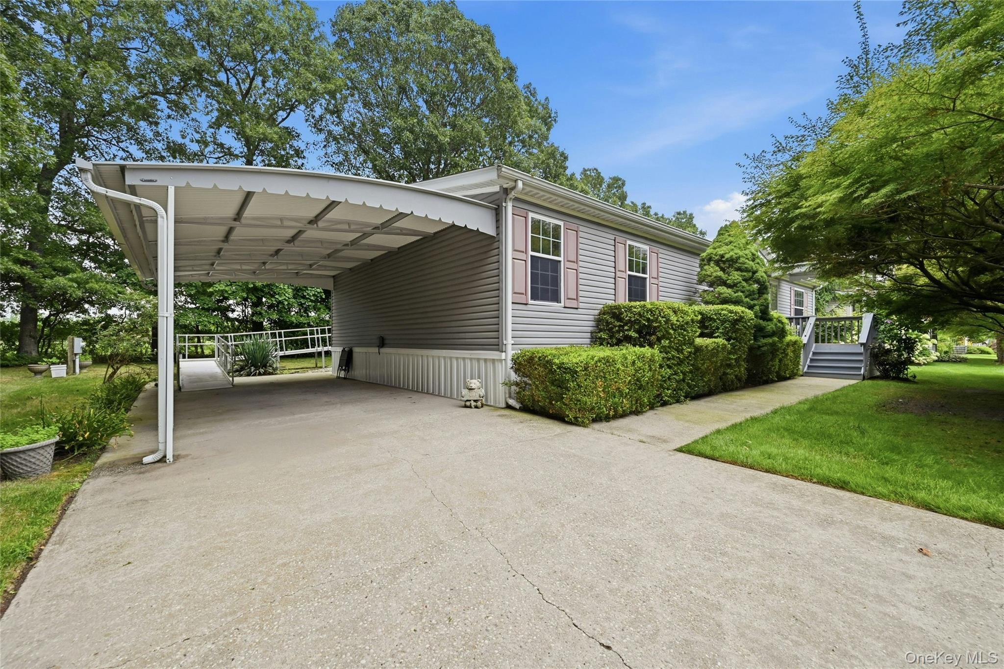 638 Fresh Pond Avenue 320 Property Photo 1