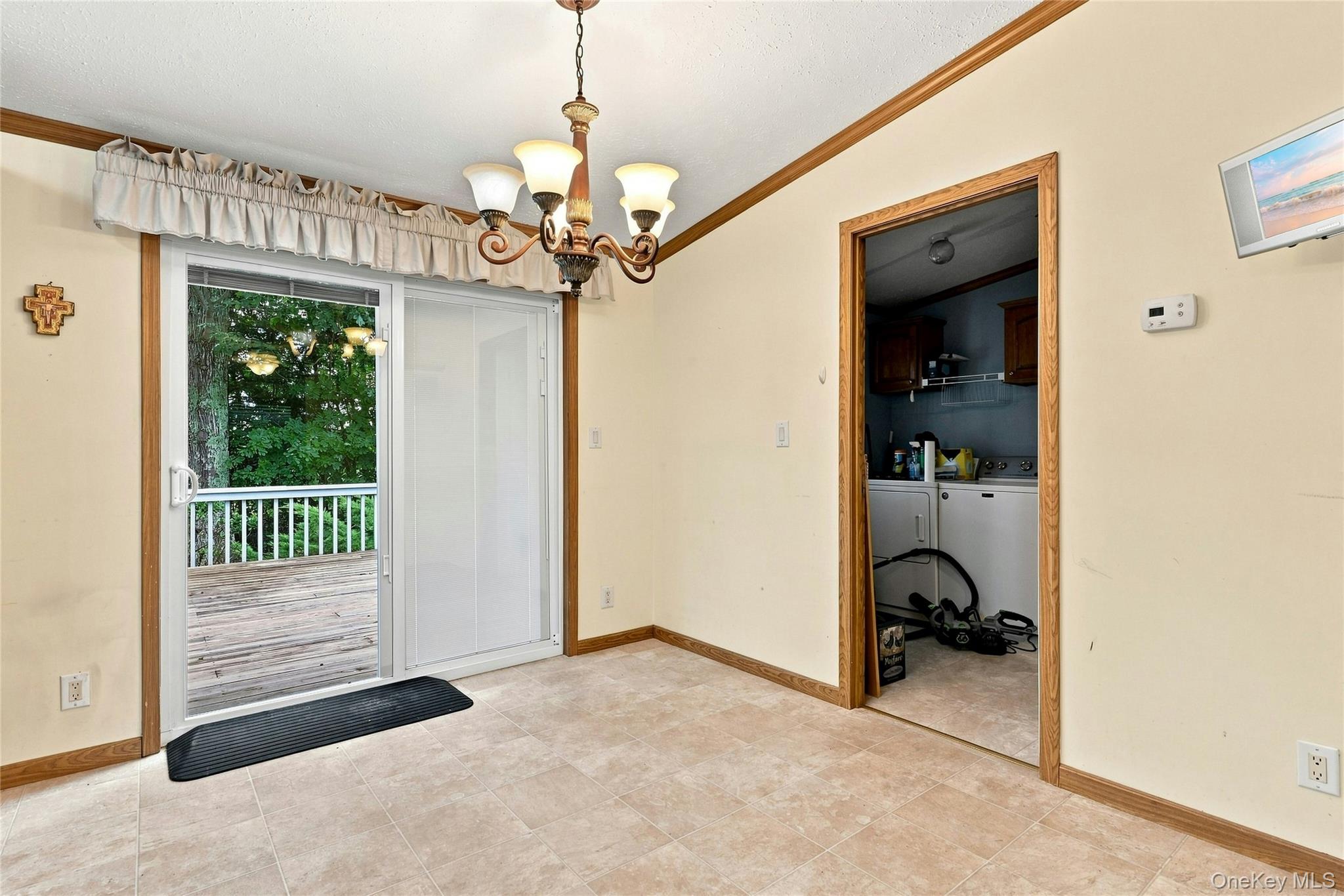 638 Fresh Pond Avenue 320 Property Photo 3