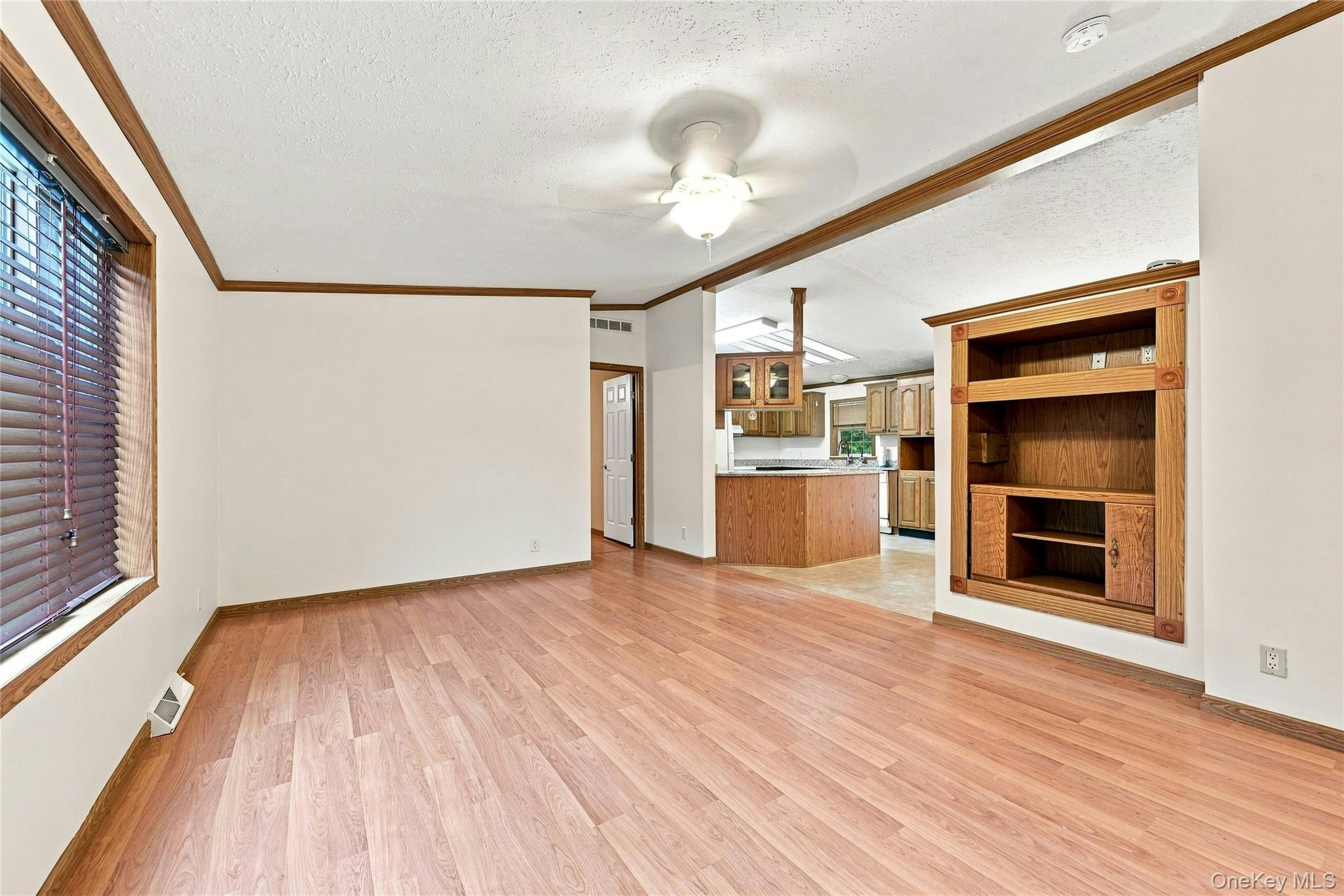 638 Fresh Pond Avenue 320 Property Photo 5