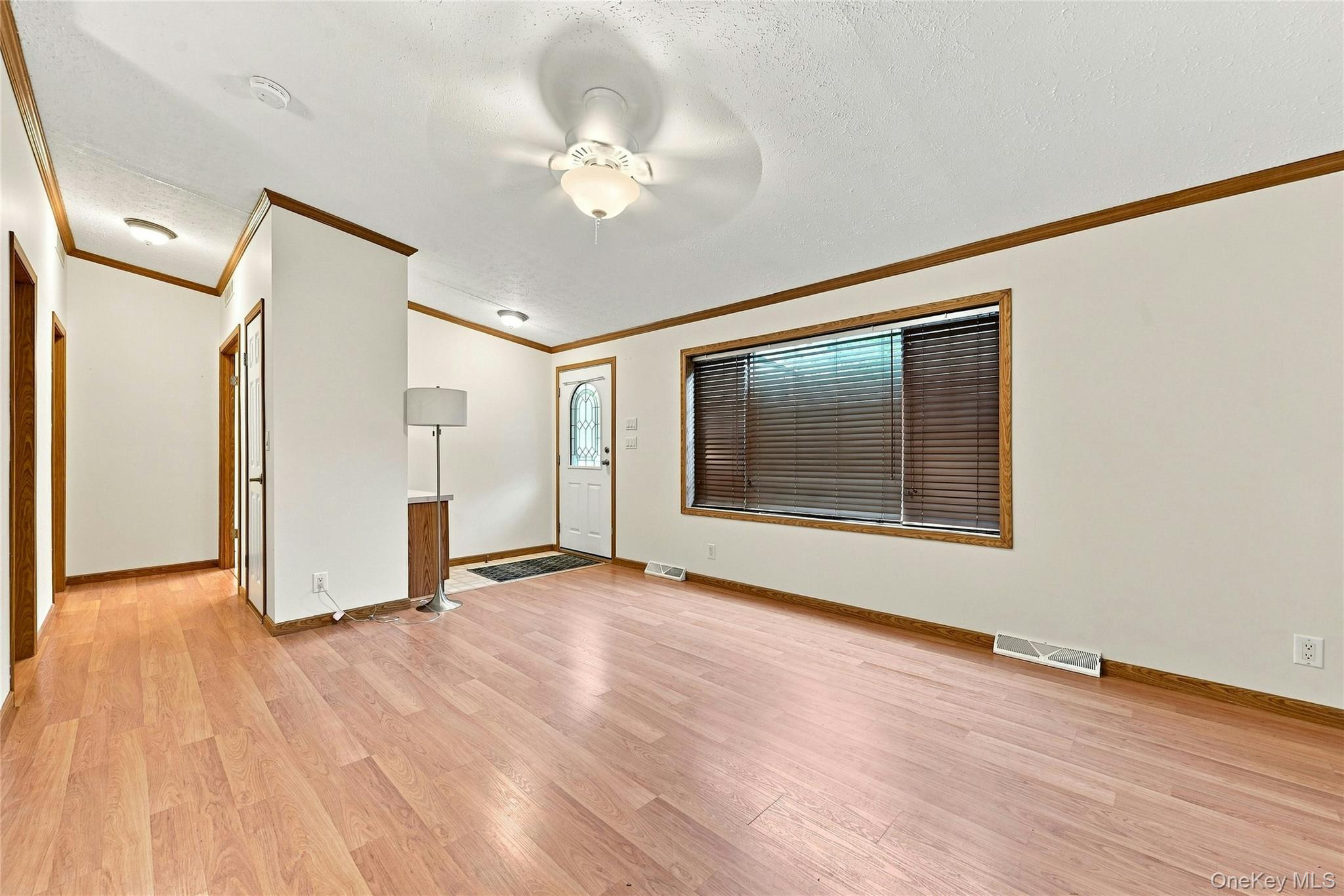638 Fresh Pond Avenue 320 Property Photo 7
