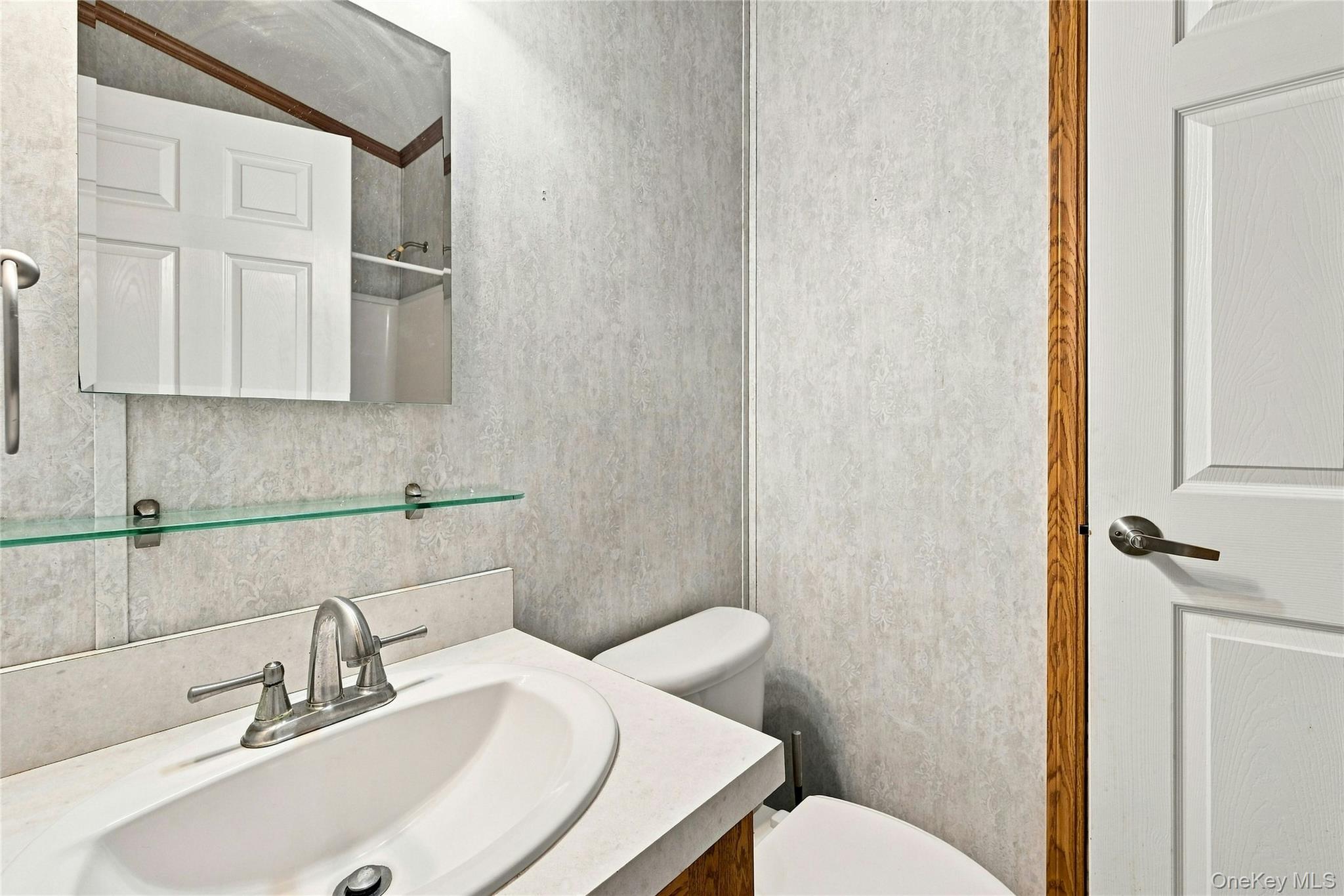 638 Fresh Pond Avenue 320 Property Photo 17