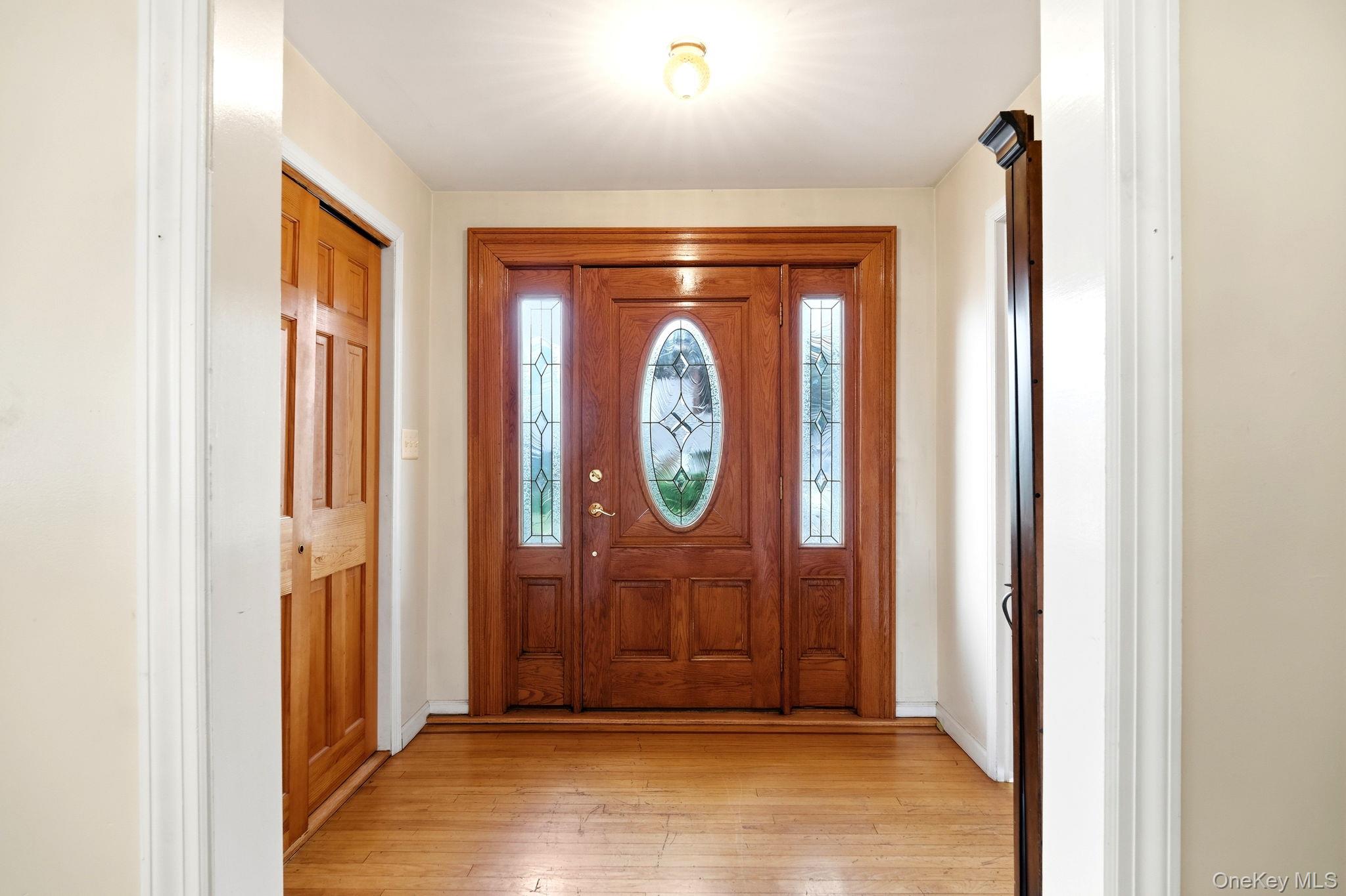 105 N Corona Avenue Property Photo 6