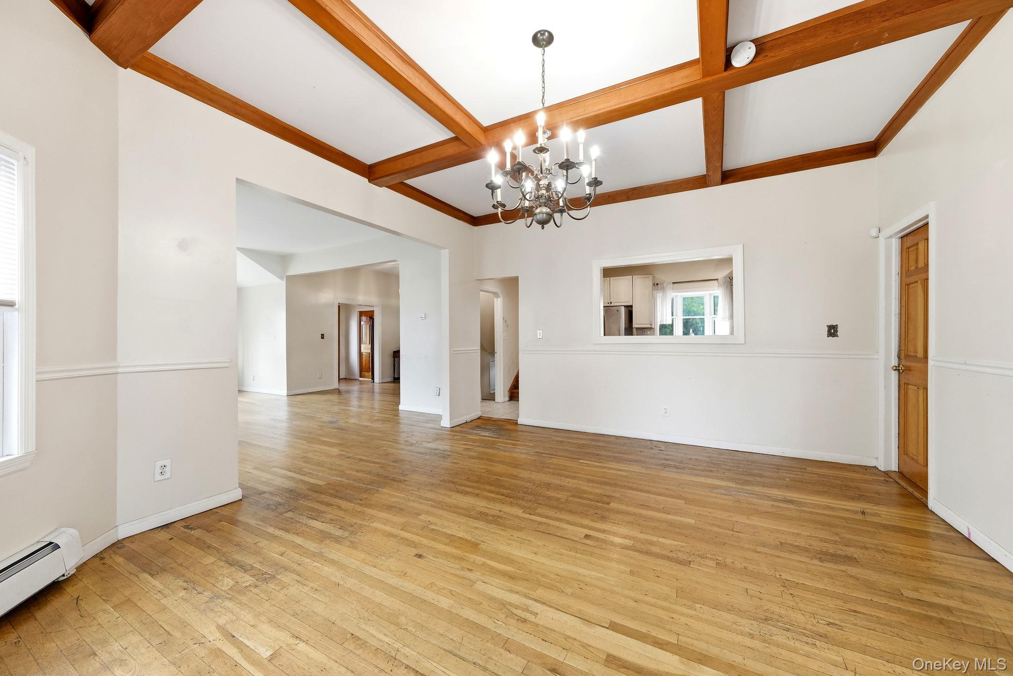 105 N Corona Avenue Property Photo 15