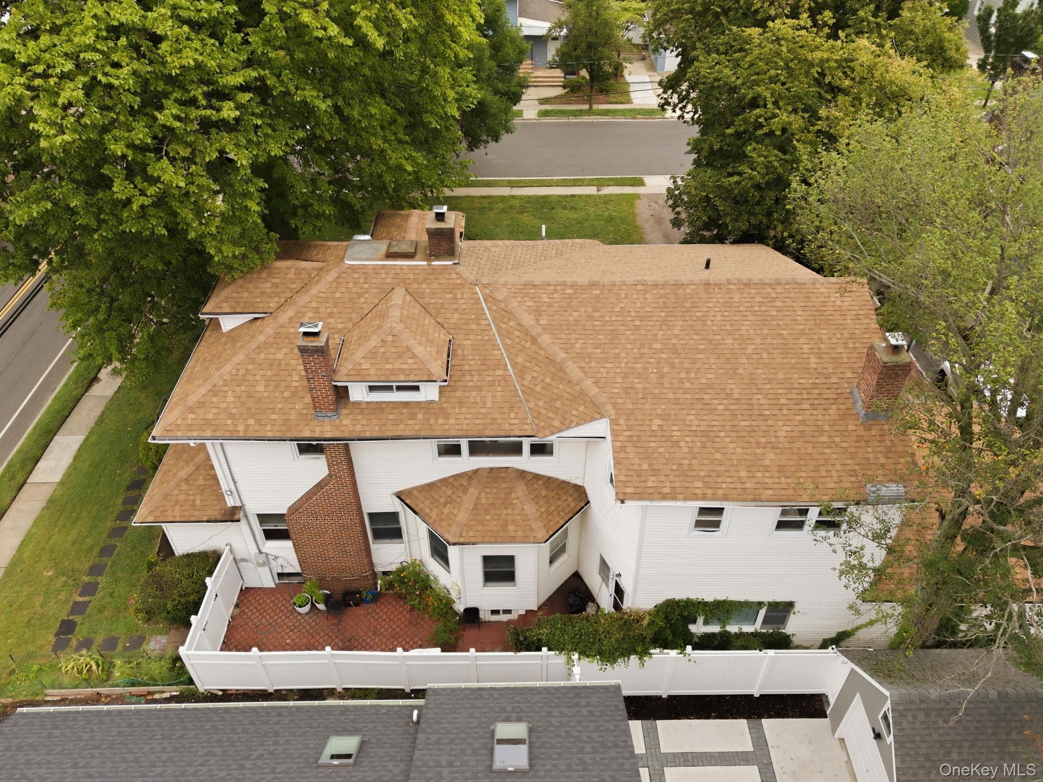 105 N Corona Avenue Property Photo 46