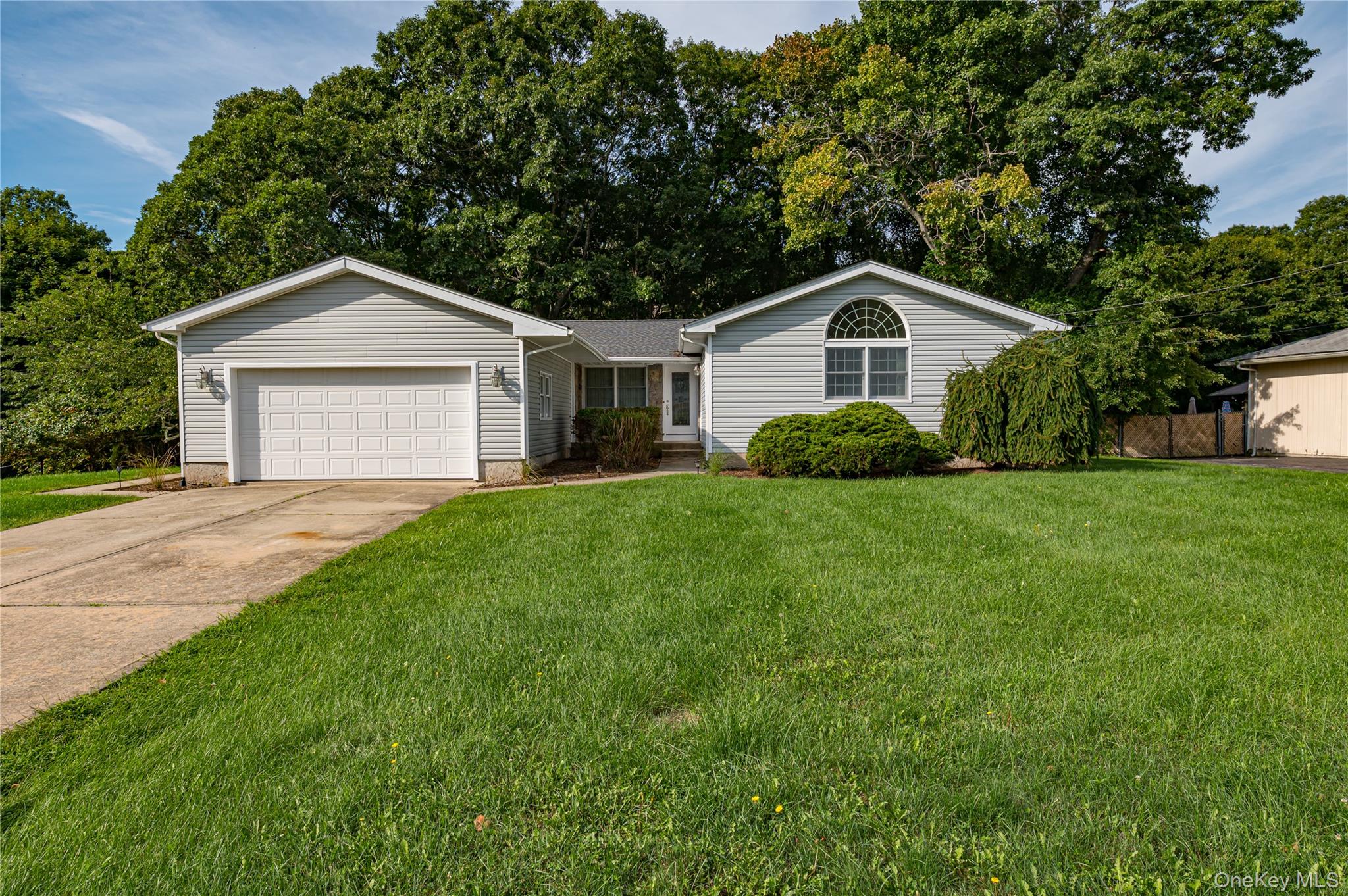 20 Valley Drive Property Photo 1