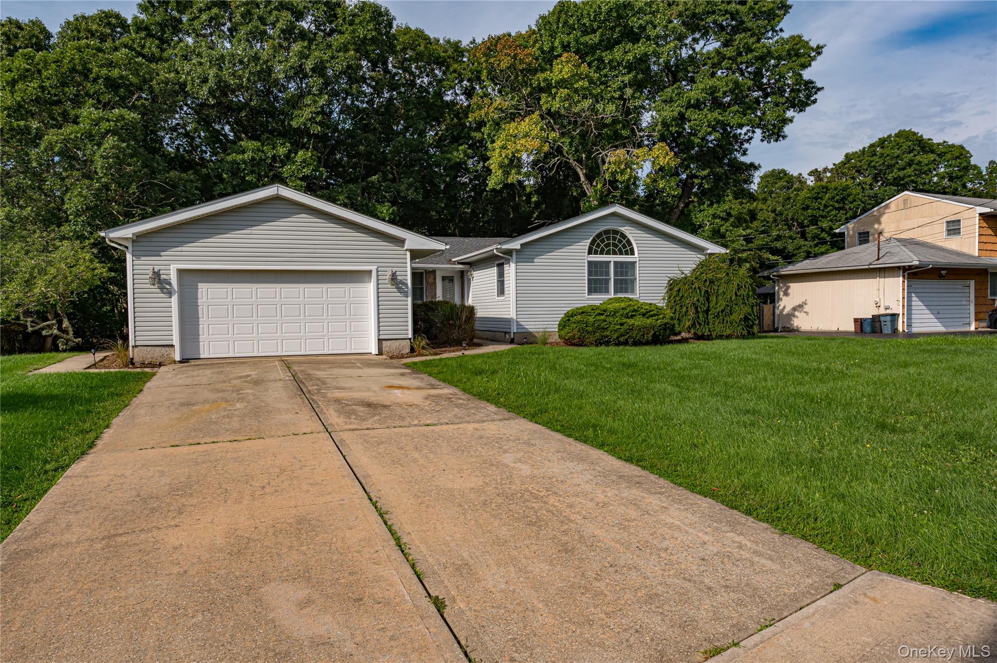 20 Valley Drive Property Photo 2