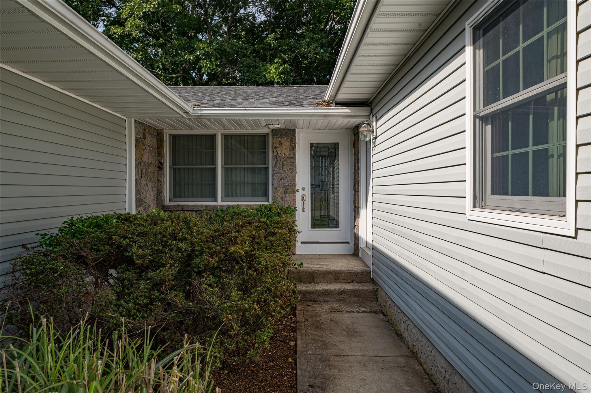 20 Valley Drive Property Photo 3