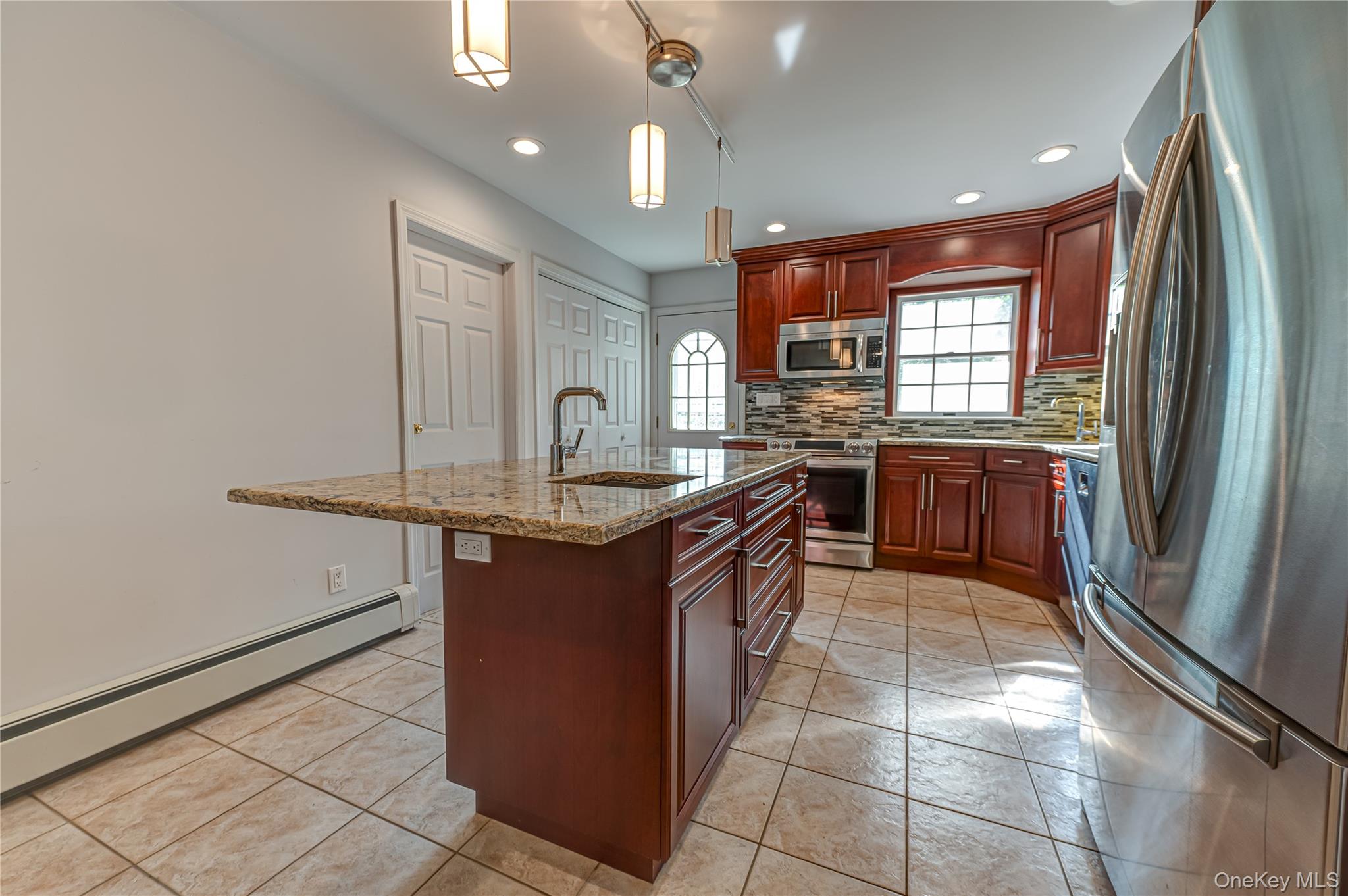 20 Valley Drive Property Photo 6