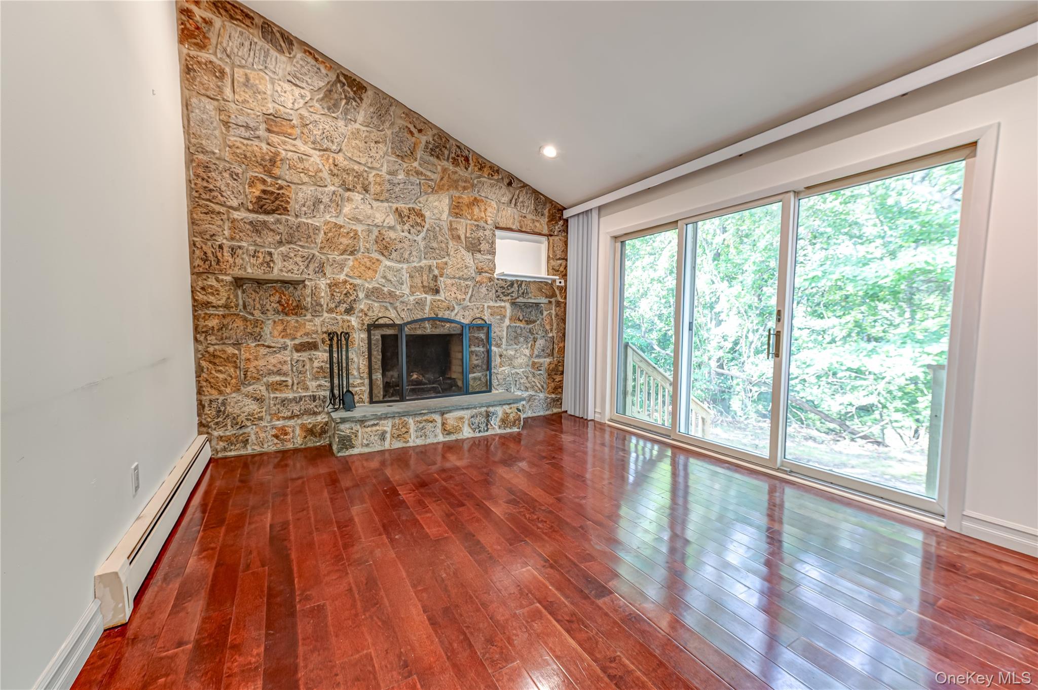 20 Valley Drive Property Photo 8