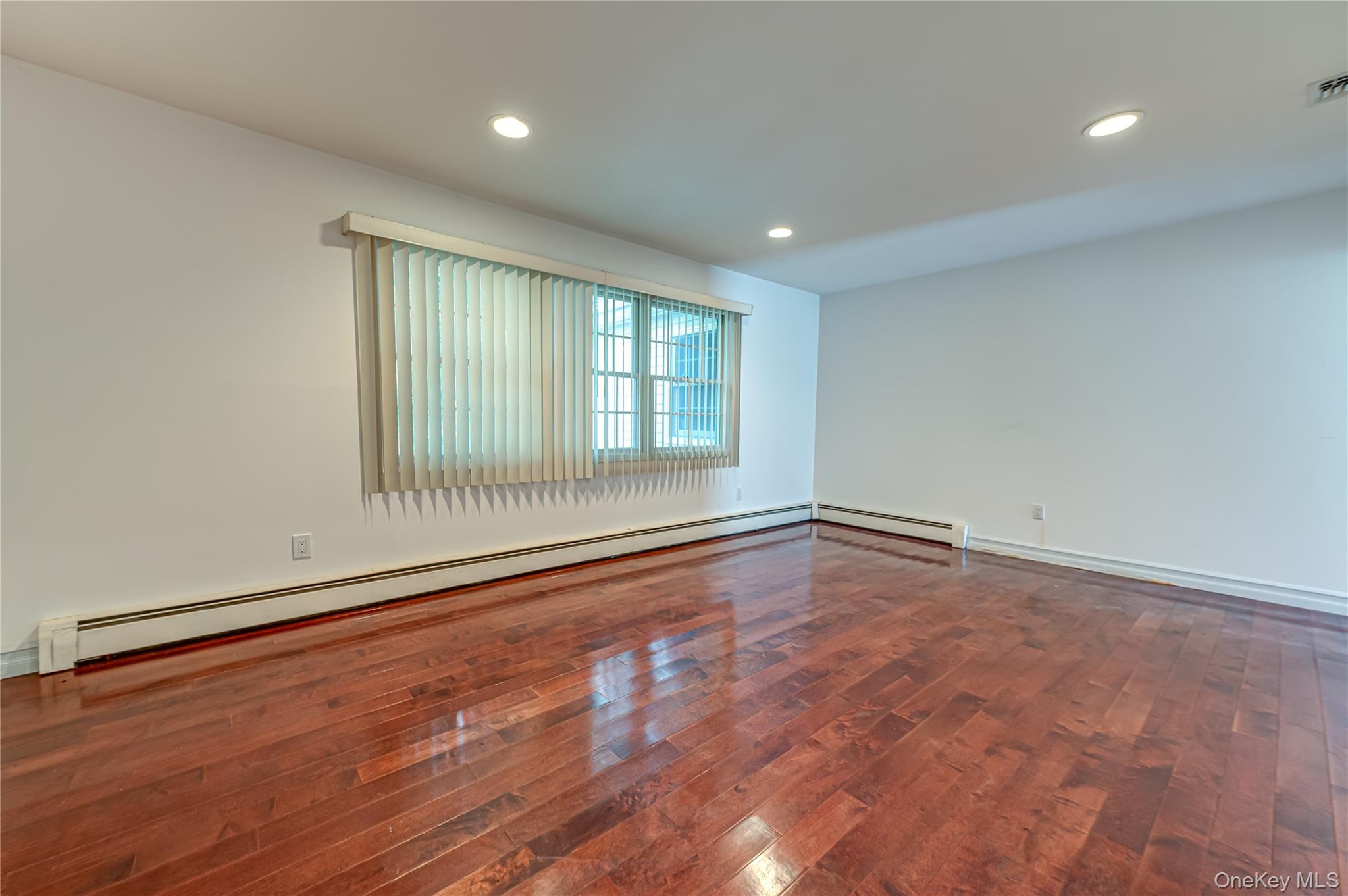 20 Valley Drive Property Photo 9