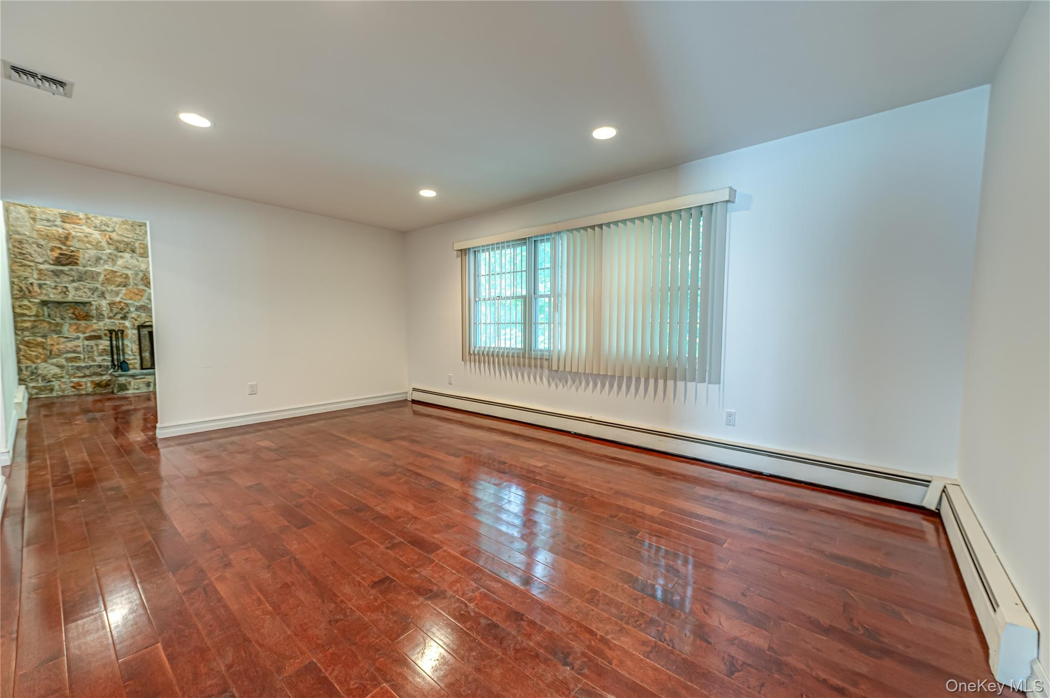 20 Valley Drive Property Photo 10