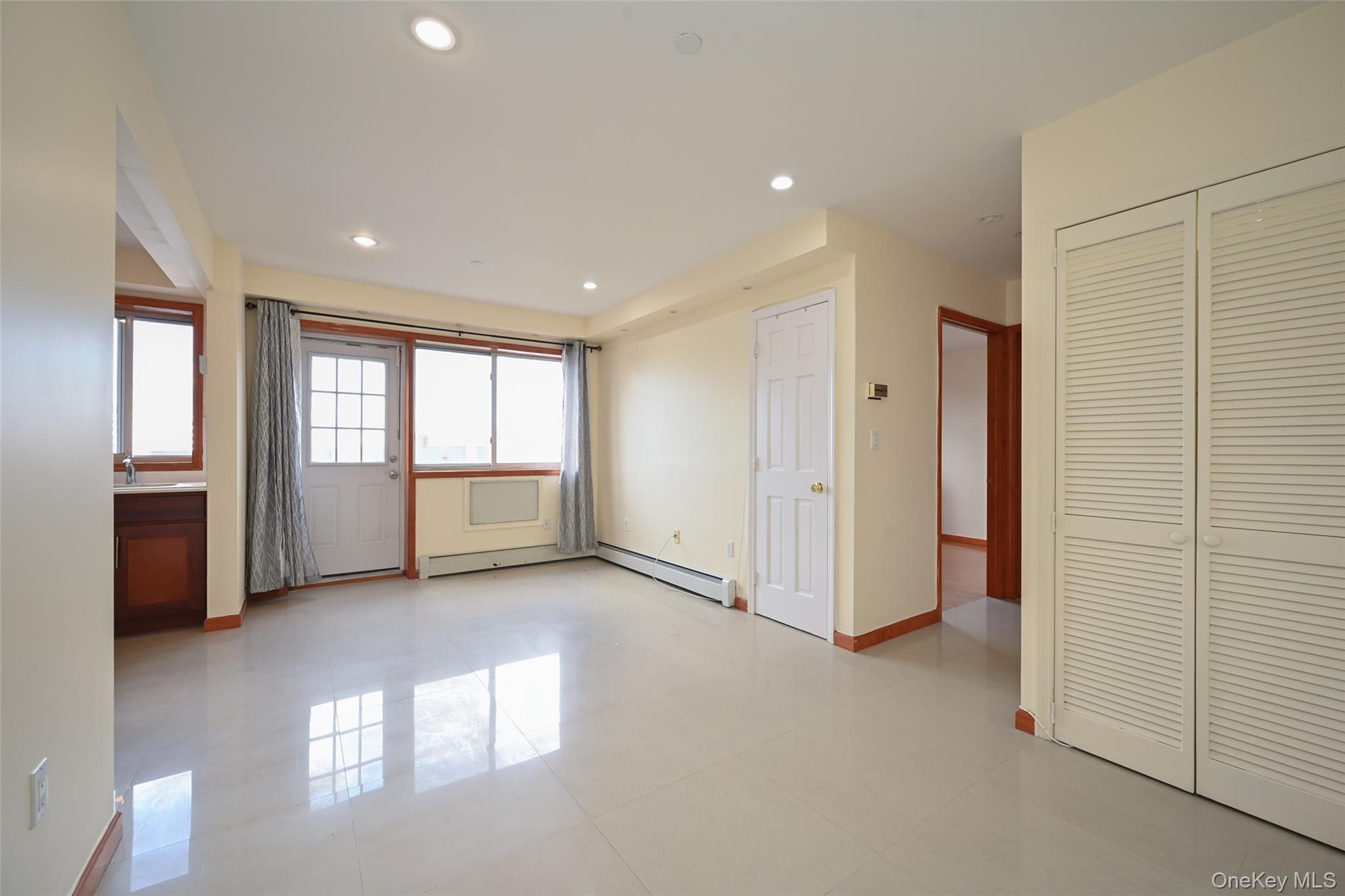 64-63 Austin Street #6c Property Photo 8