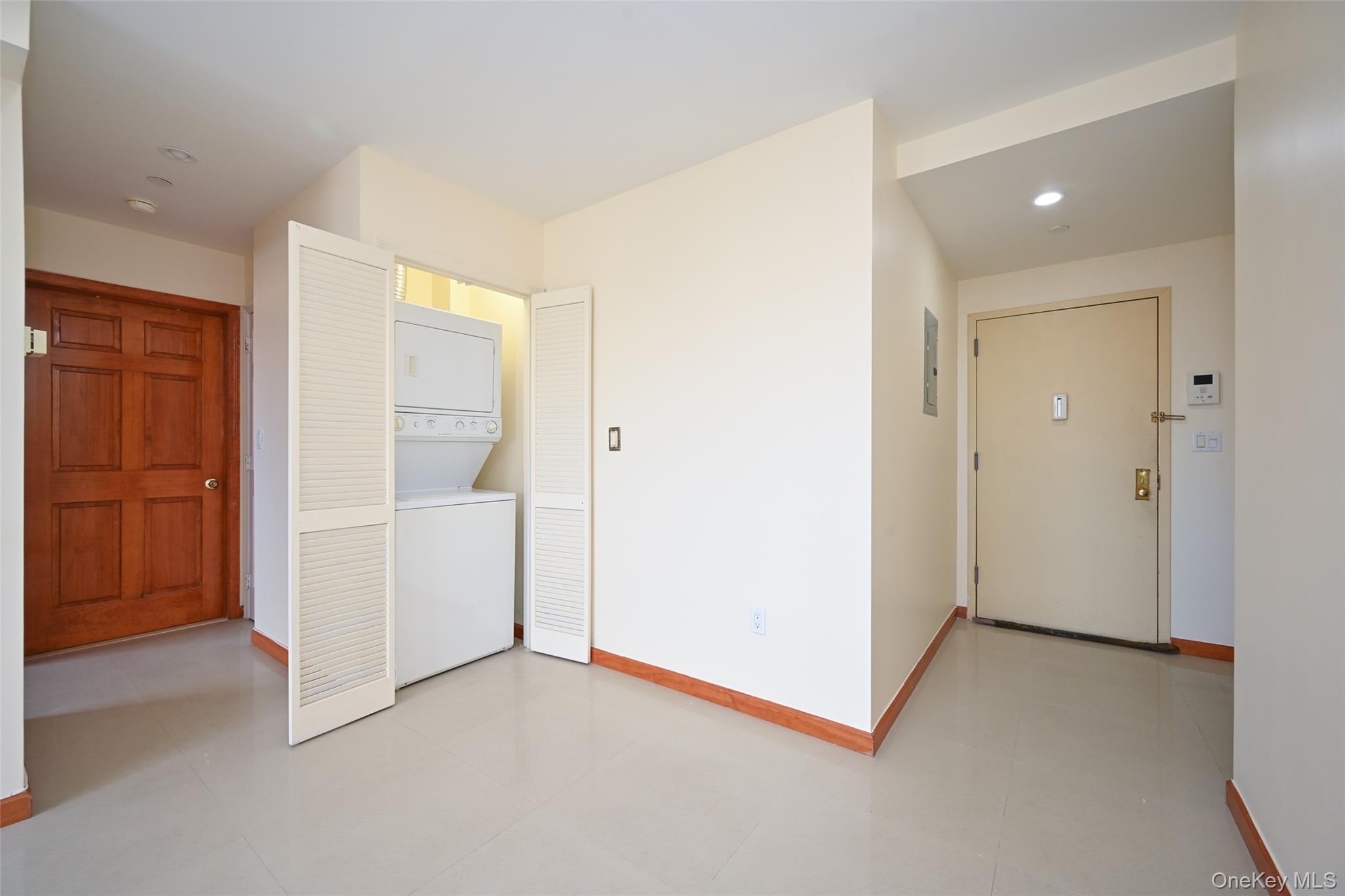 64-63 Austin Street #6c Property Photo 10