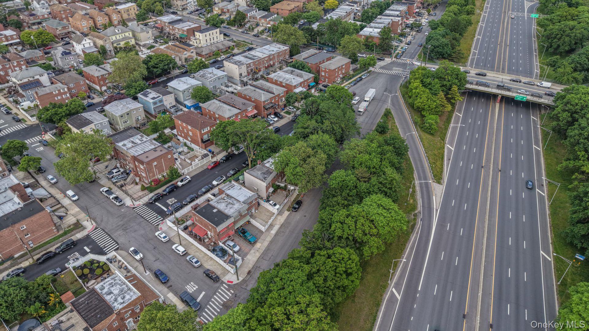918 Throgs Neck Expwy Property Photo 24