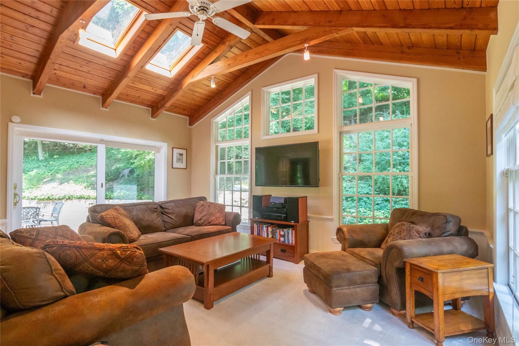 35 Marcourt Drive Property Photo 2
