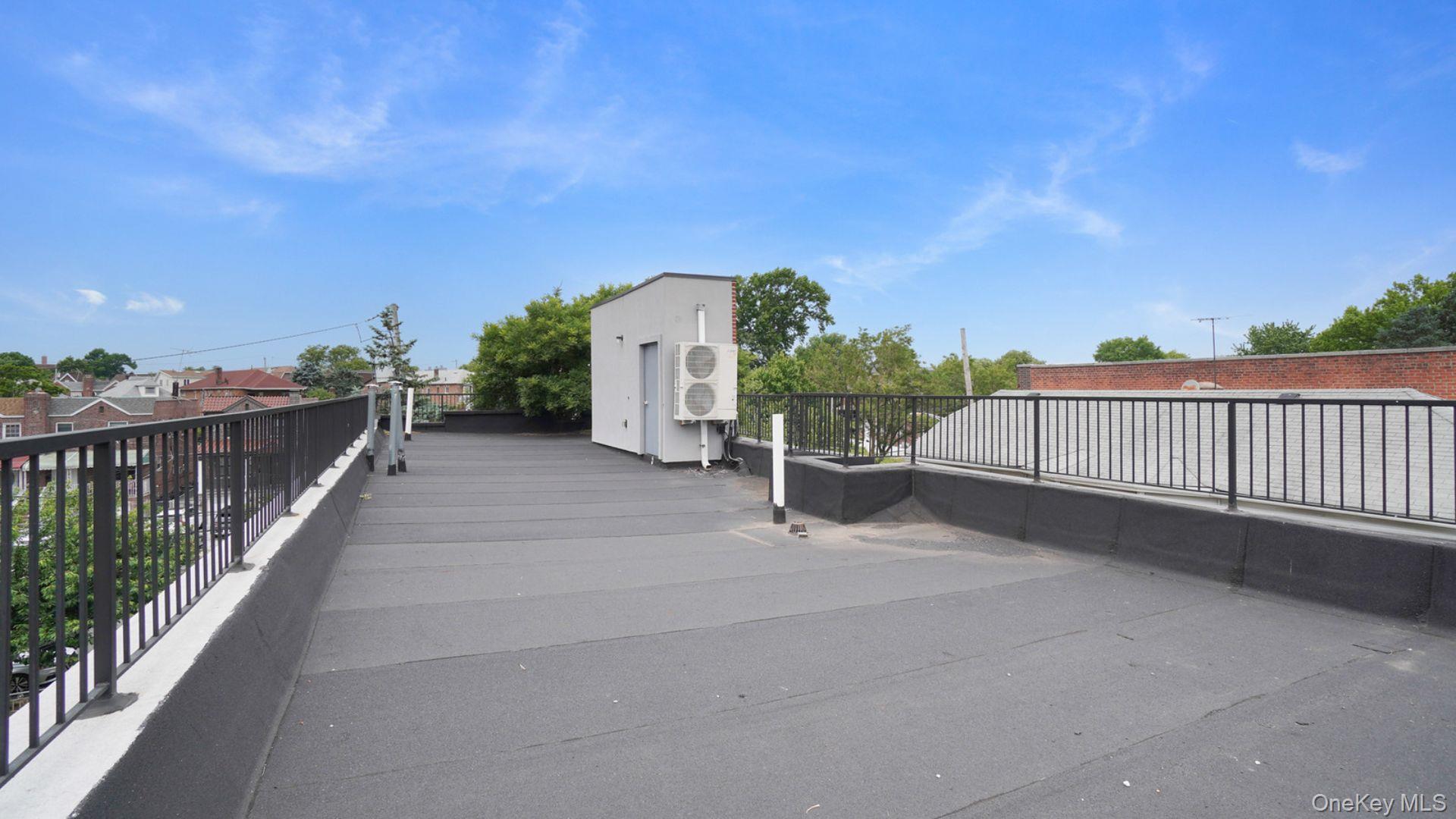 2424 Esplanade Avenue Property Photo 35