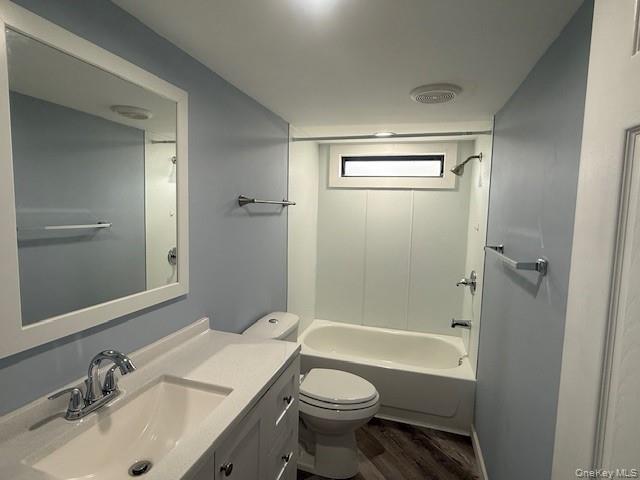 567 Sheafe Road 10 Property Photo 19