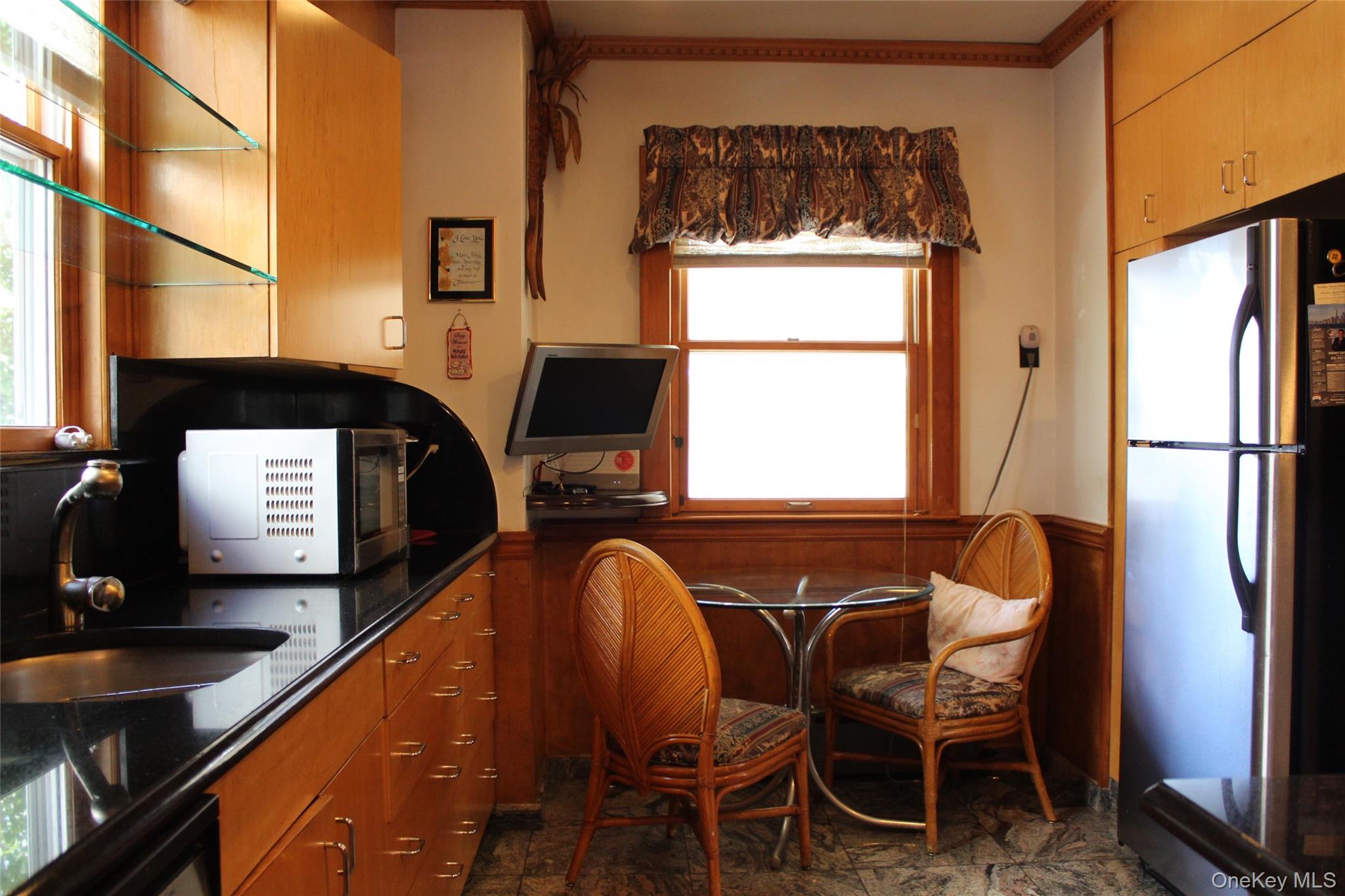 13927 225th Street Property Photo 4