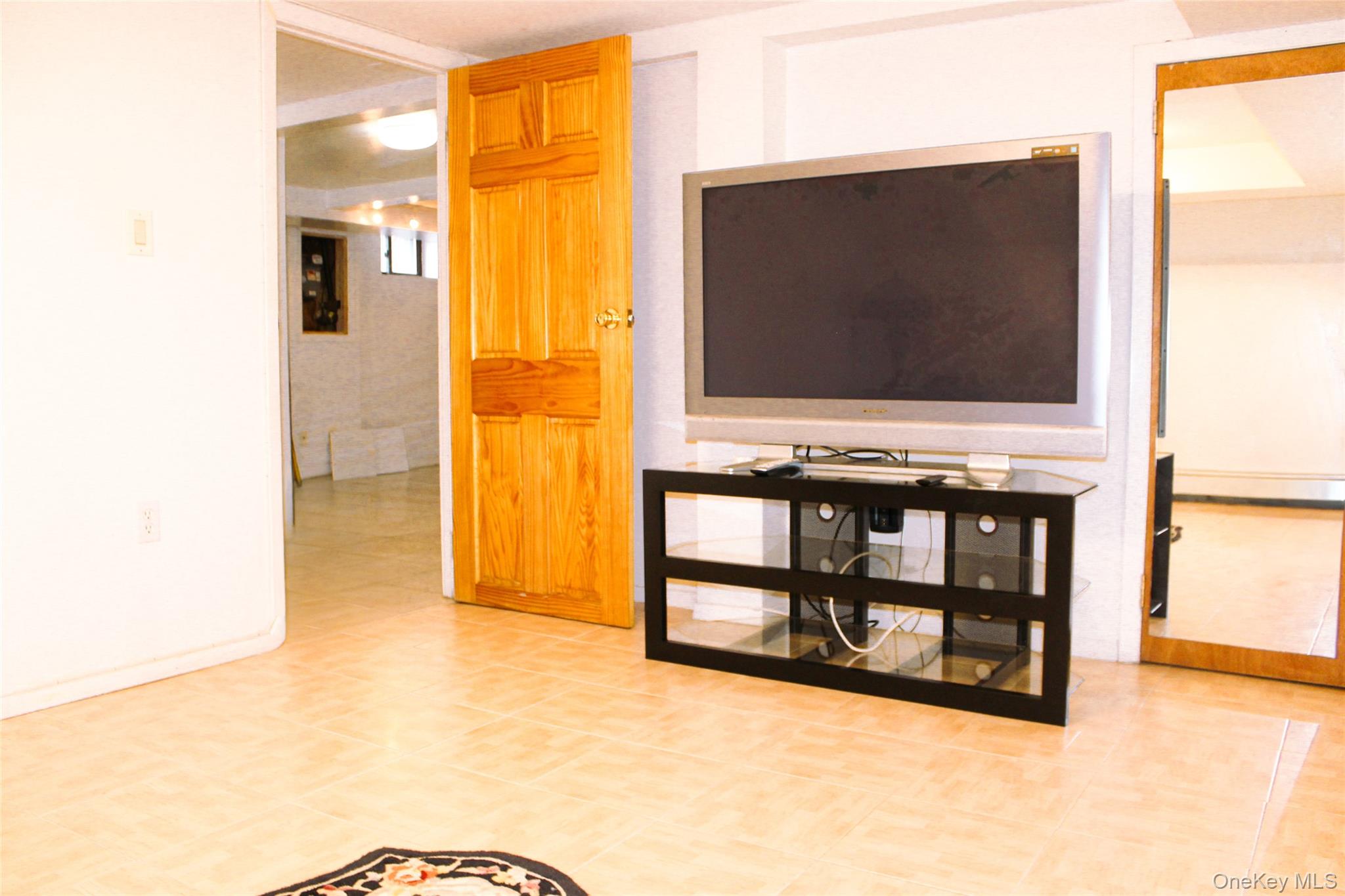 13927 225th Street Property Photo 12