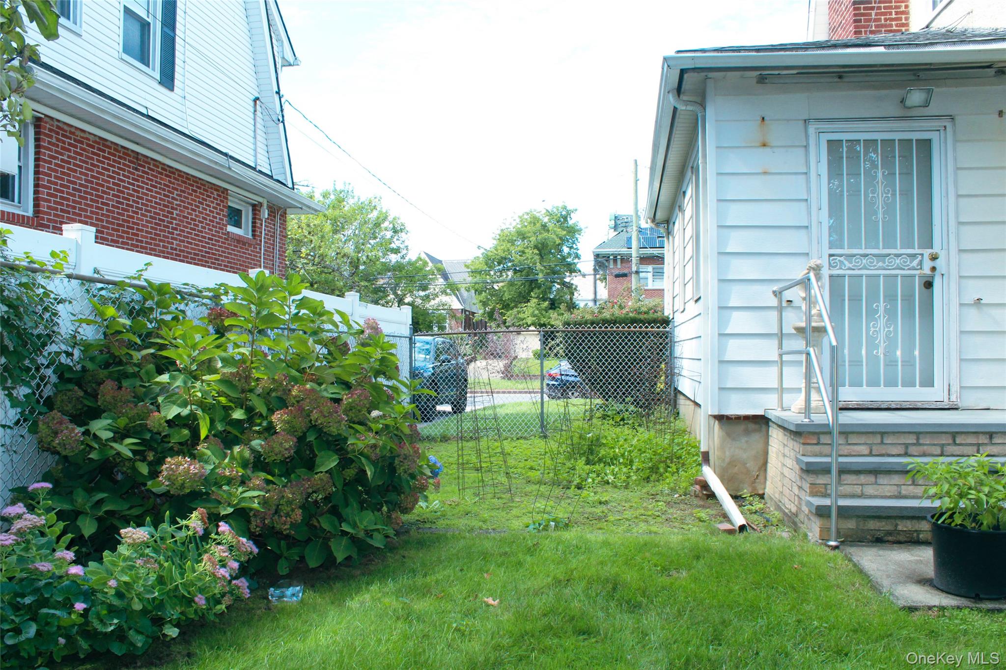 13927 225th Street Property Photo 38