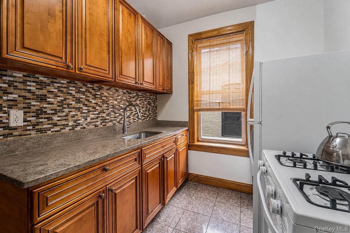 32-10 82nd Street Property Photo 5