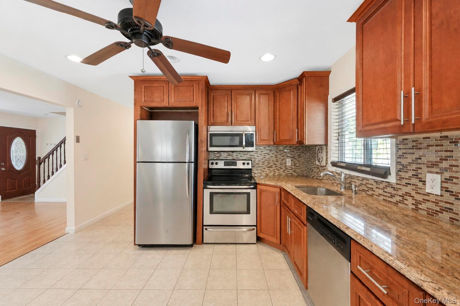 3173 Roxbury Lane Property Photo 12