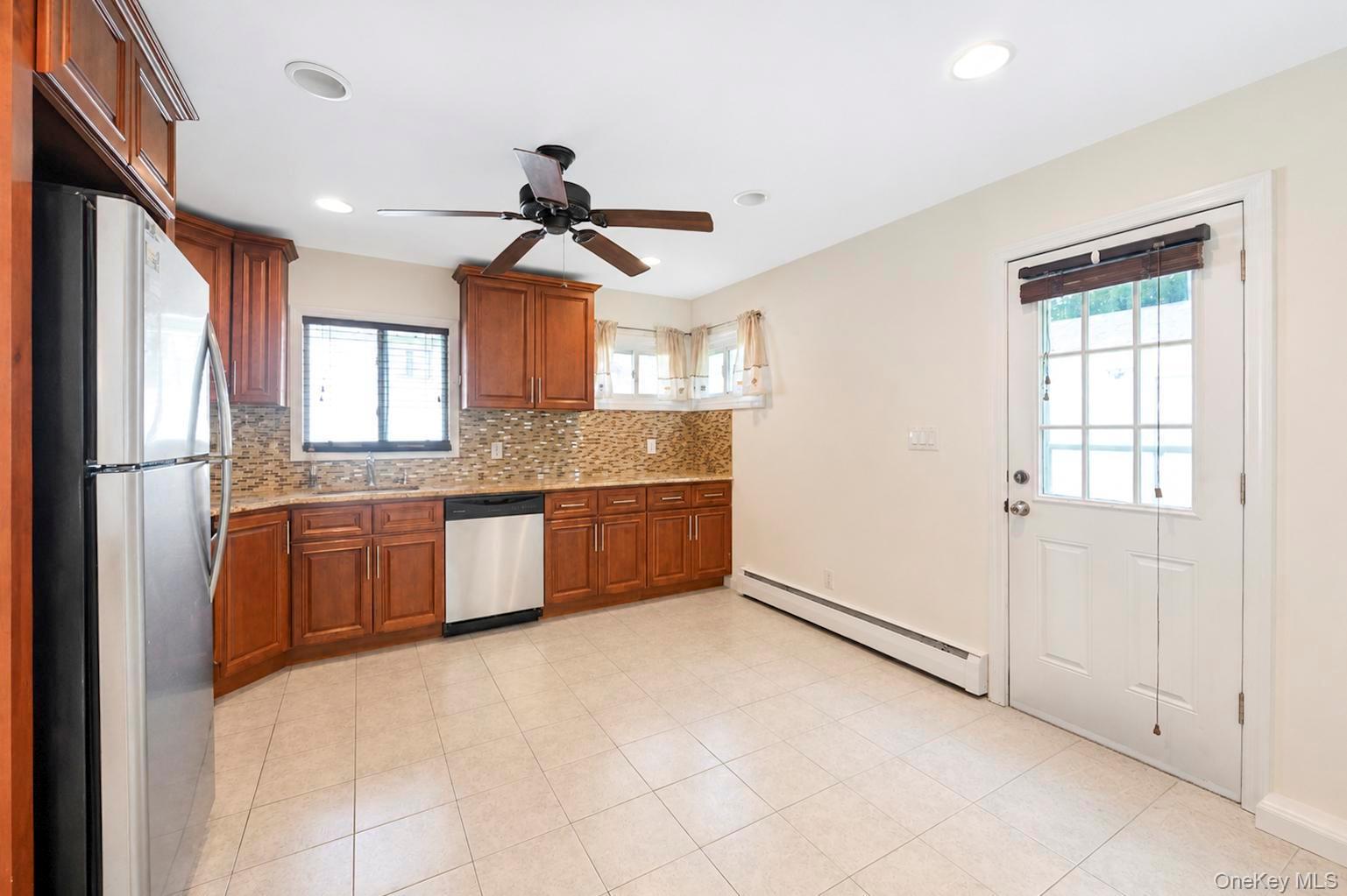 3173 Roxbury Lane Property Photo 14