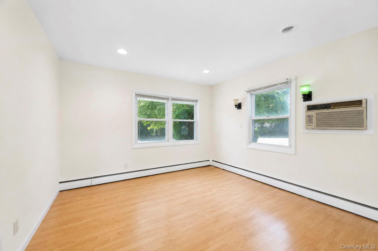 3173 Roxbury Lane Property Photo 17