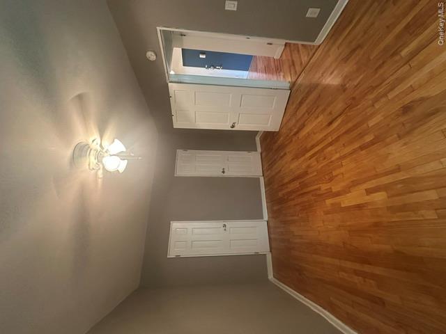 9 Stokes Road 2b Property Photo 12