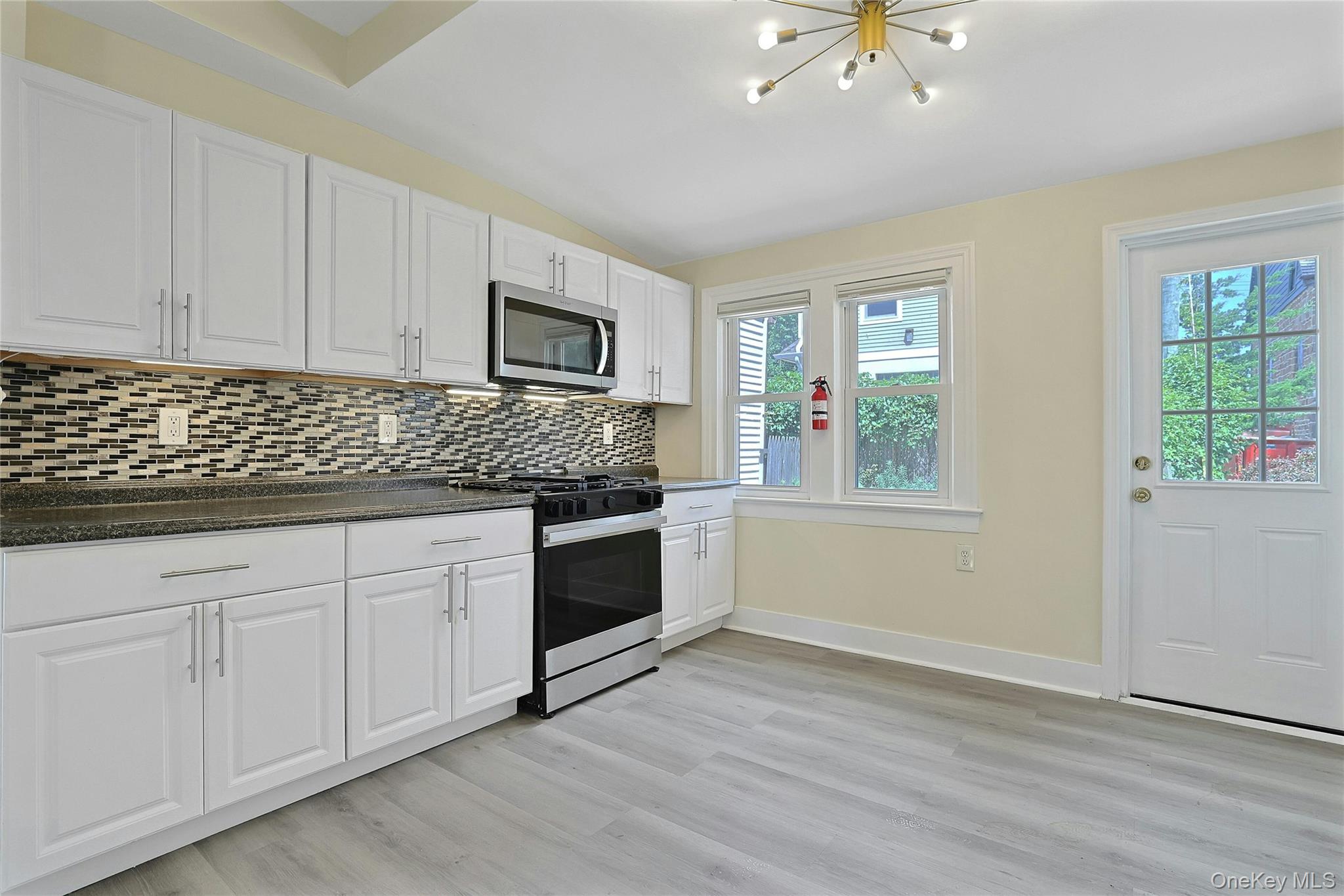 28 Burd Street Property Photo 14