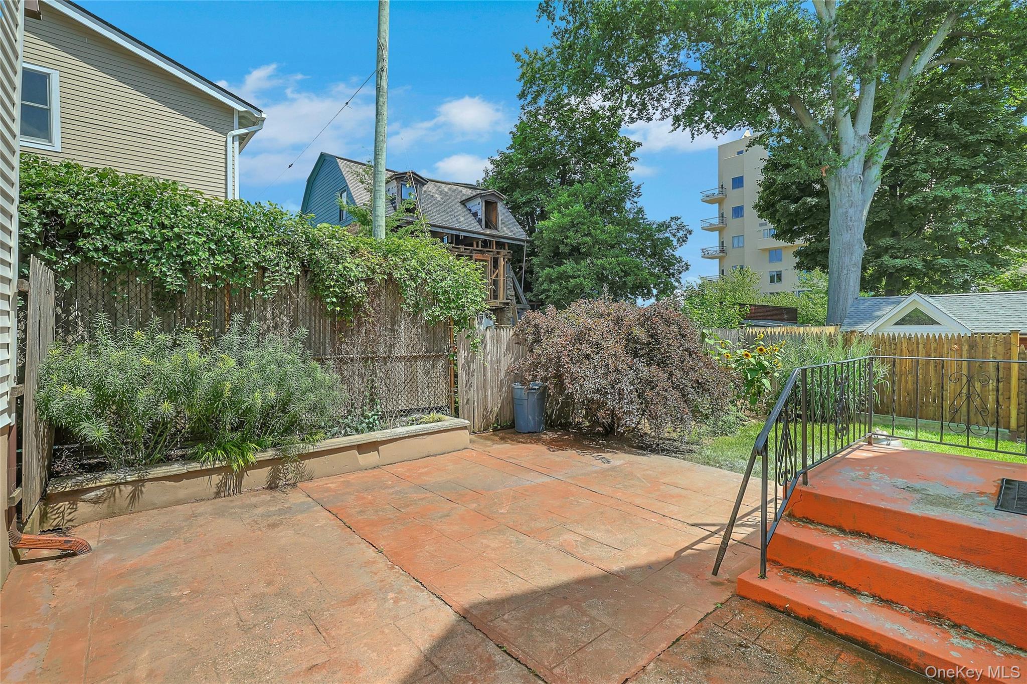 28 Burd Street Property Photo 31
