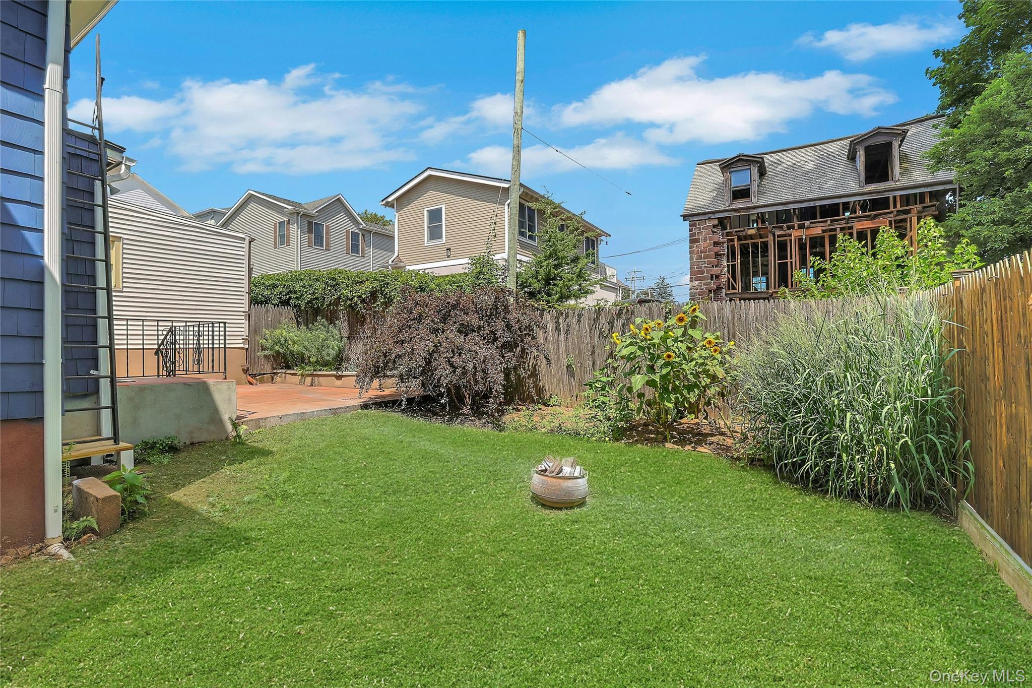 28 Burd Street Property Photo 32
