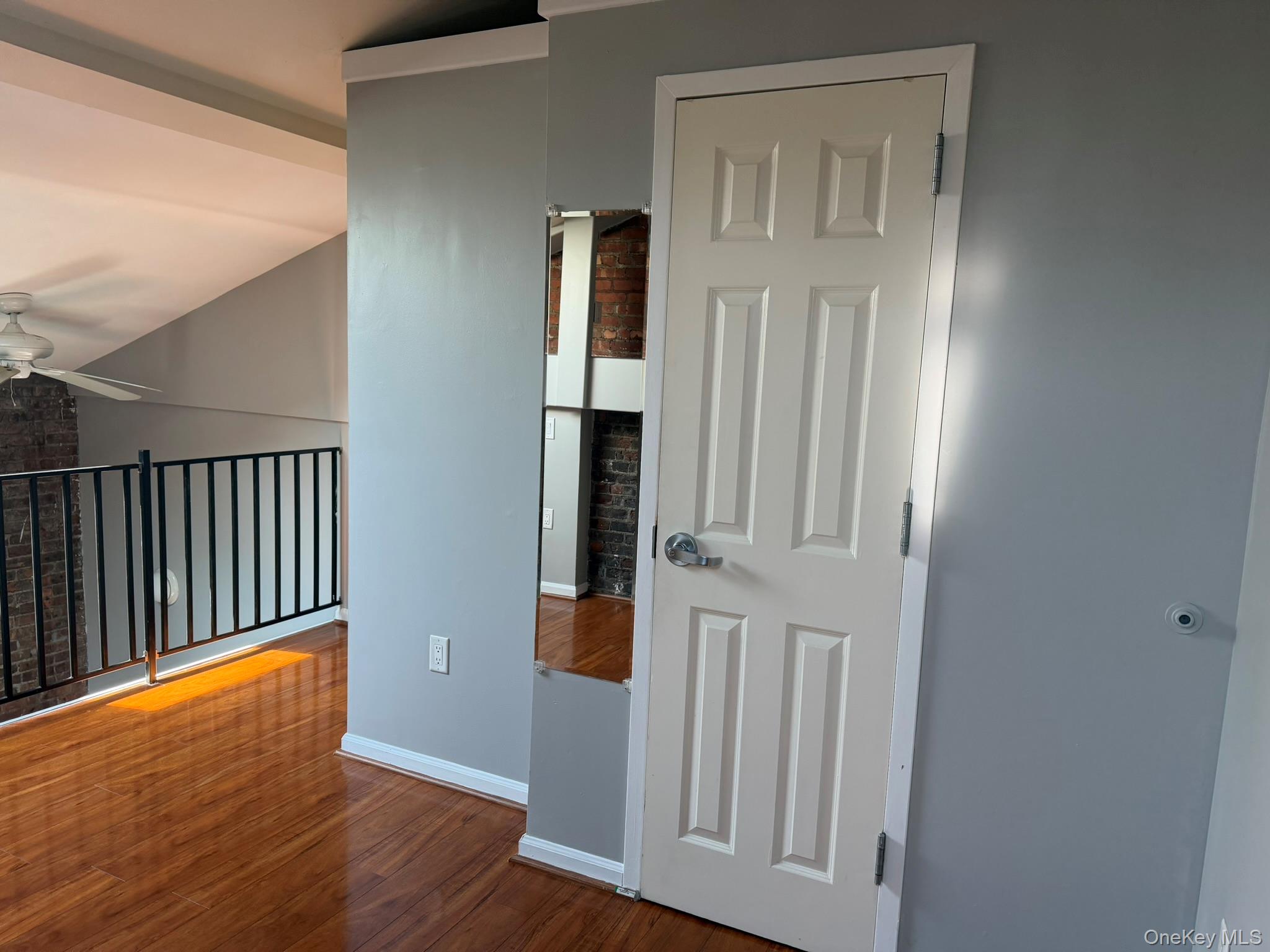 94 4th Ave 314 Property Photo 5