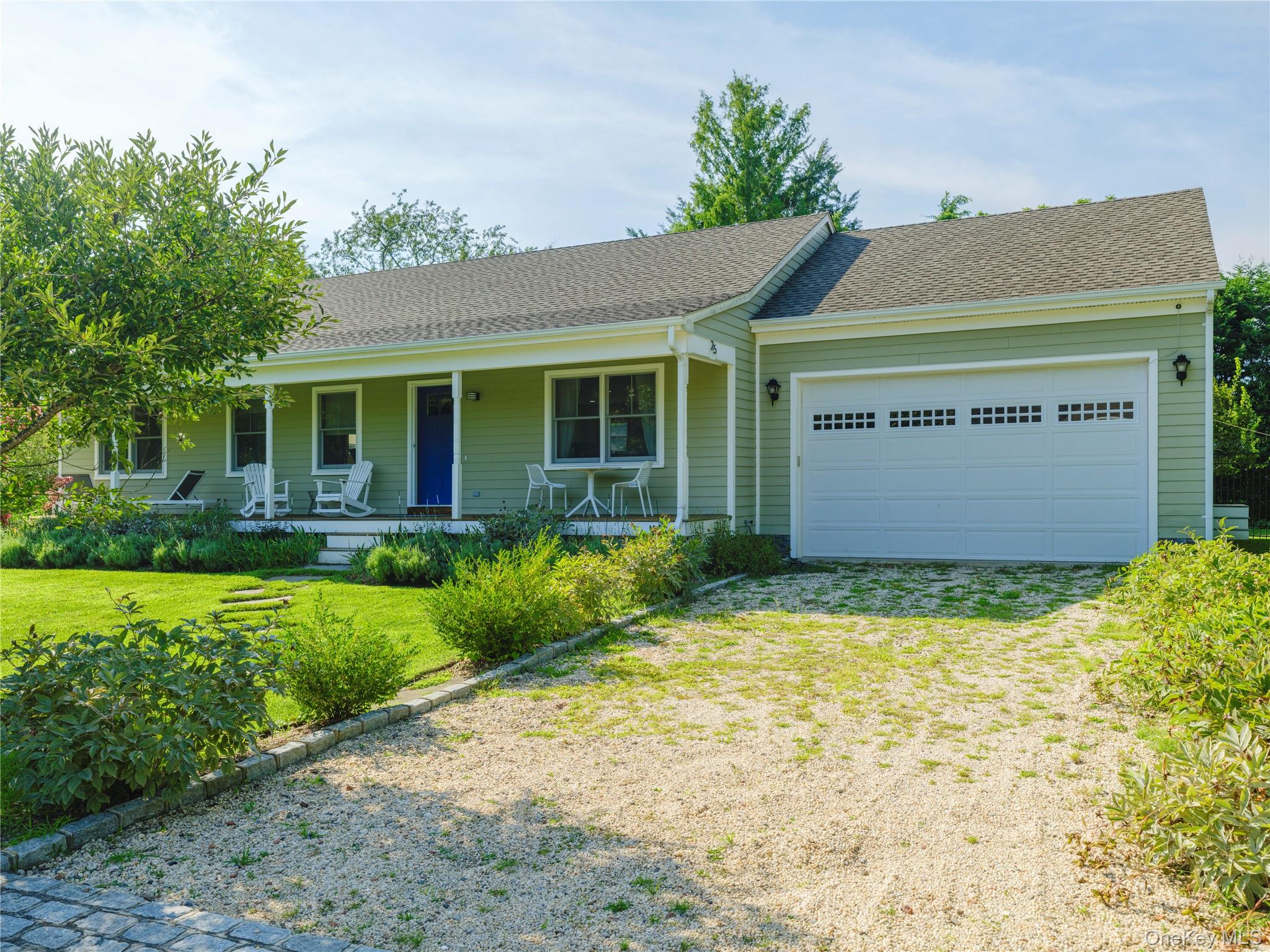 435 Sound Road Property Photo 2