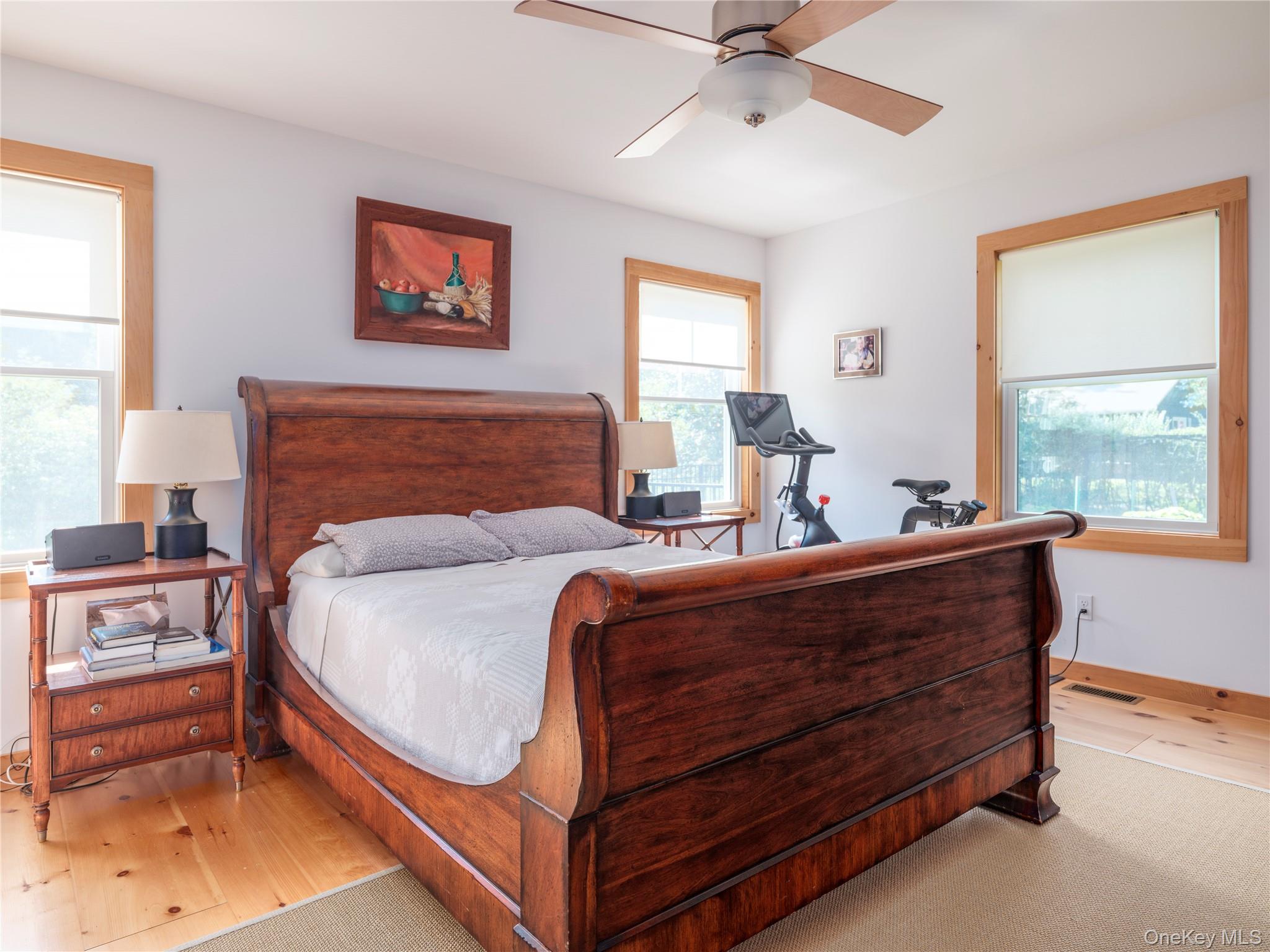 435 Sound Road Property Photo 10