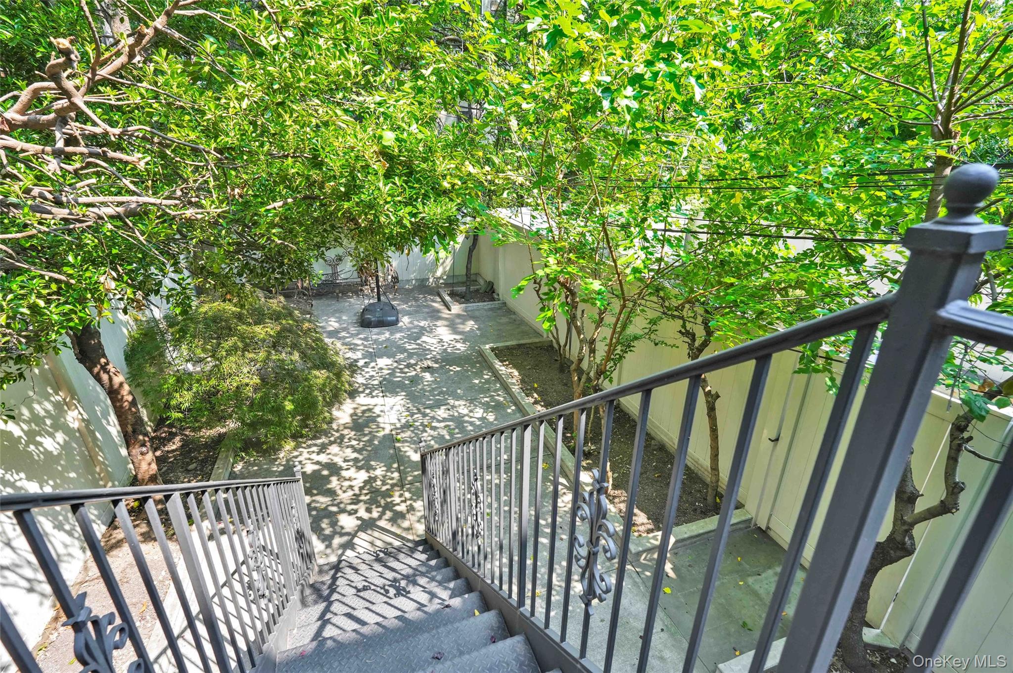 195 Greene Avenue Property Photo 20