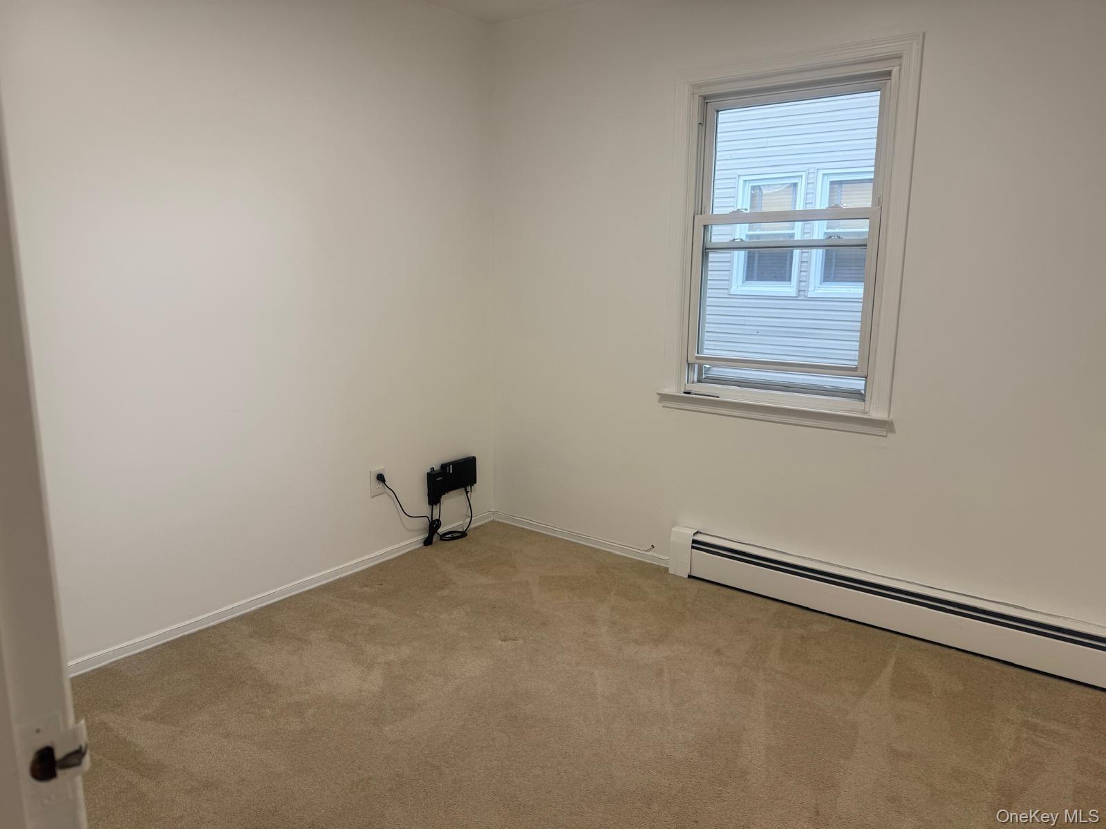 306 Hamilton Avenue 2nd Floor Property Photo 9