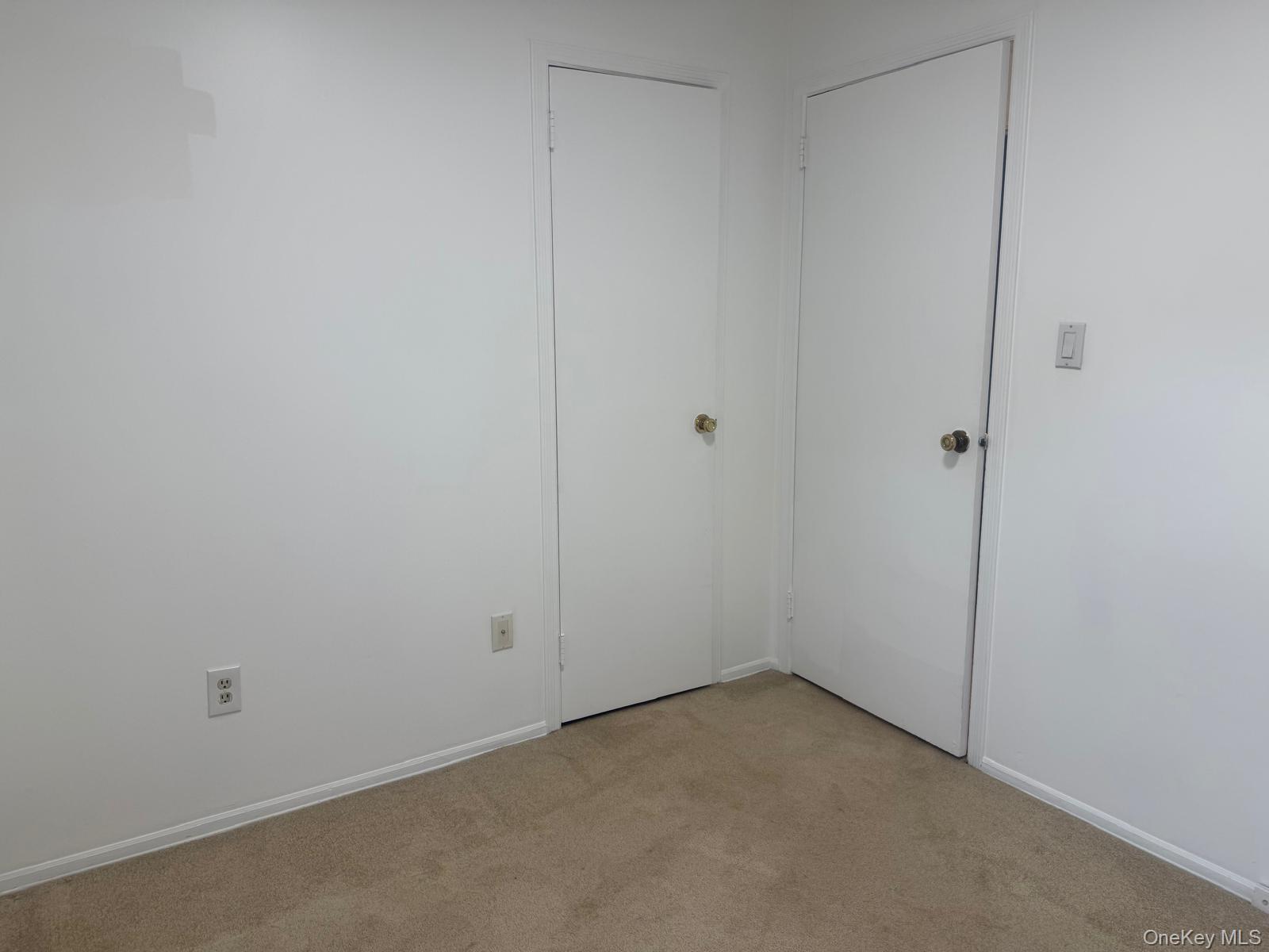 306 Hamilton Avenue 2nd Floor Property Photo 10