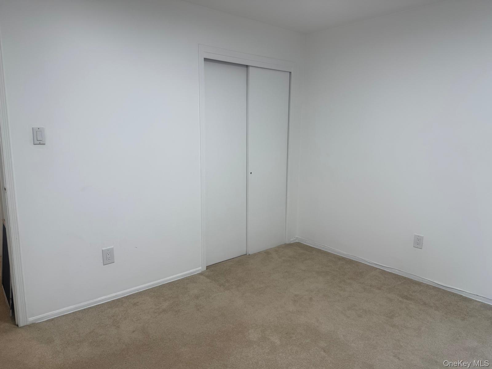 306 Hamilton Avenue 2nd Floor Property Photo 12