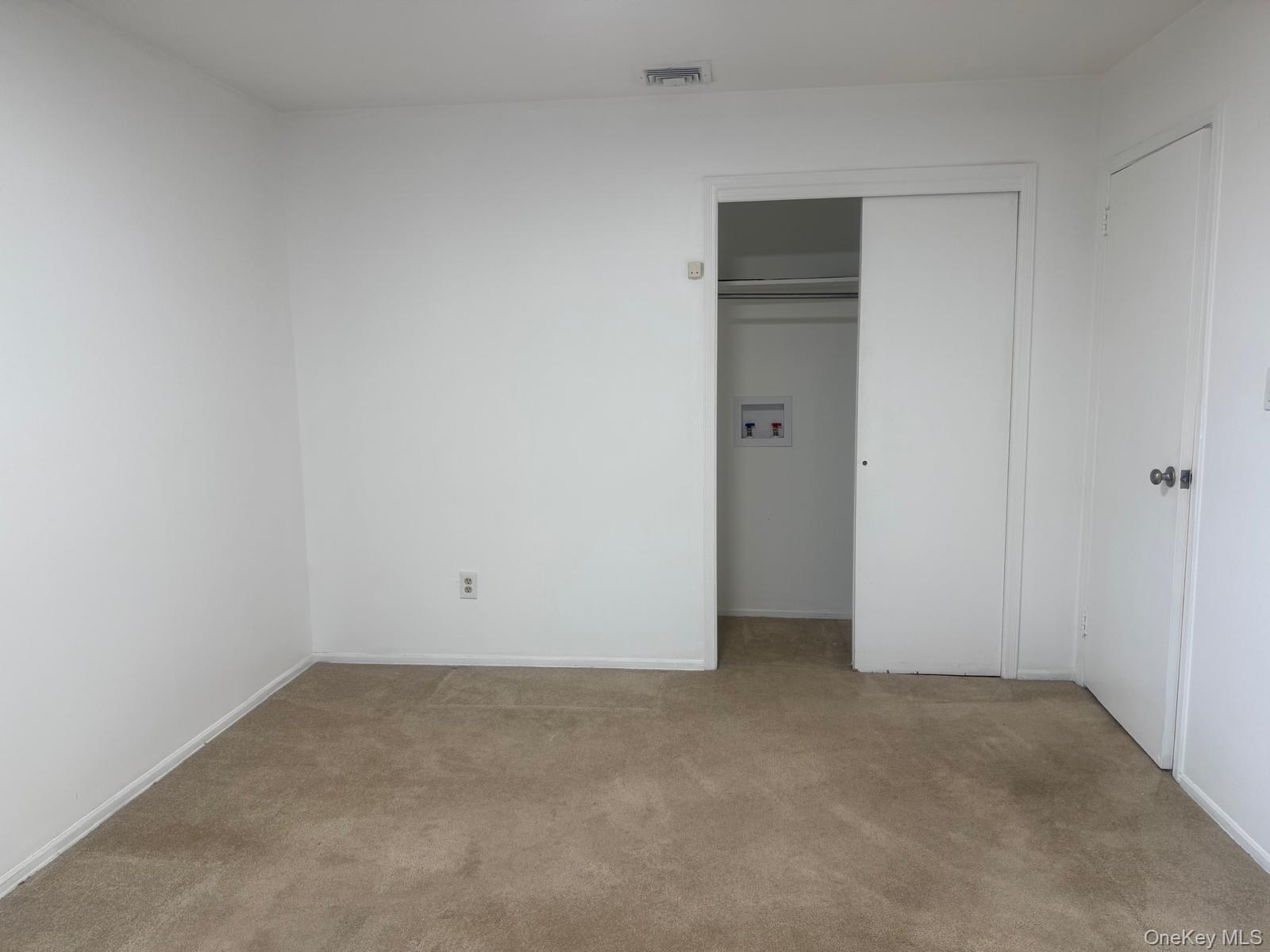 306 Hamilton Avenue 2nd Floor Property Photo 14