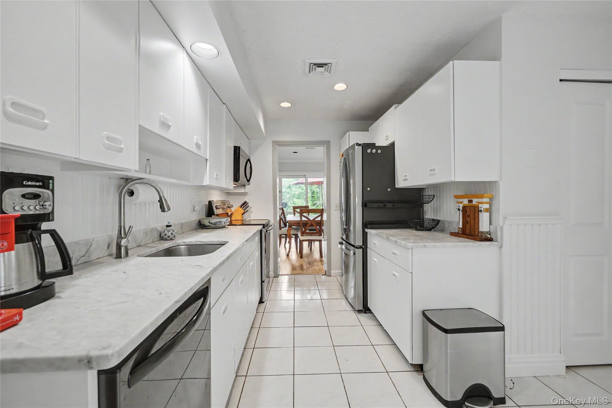 811 Eagle Bay Drive 811 Property Photo 14